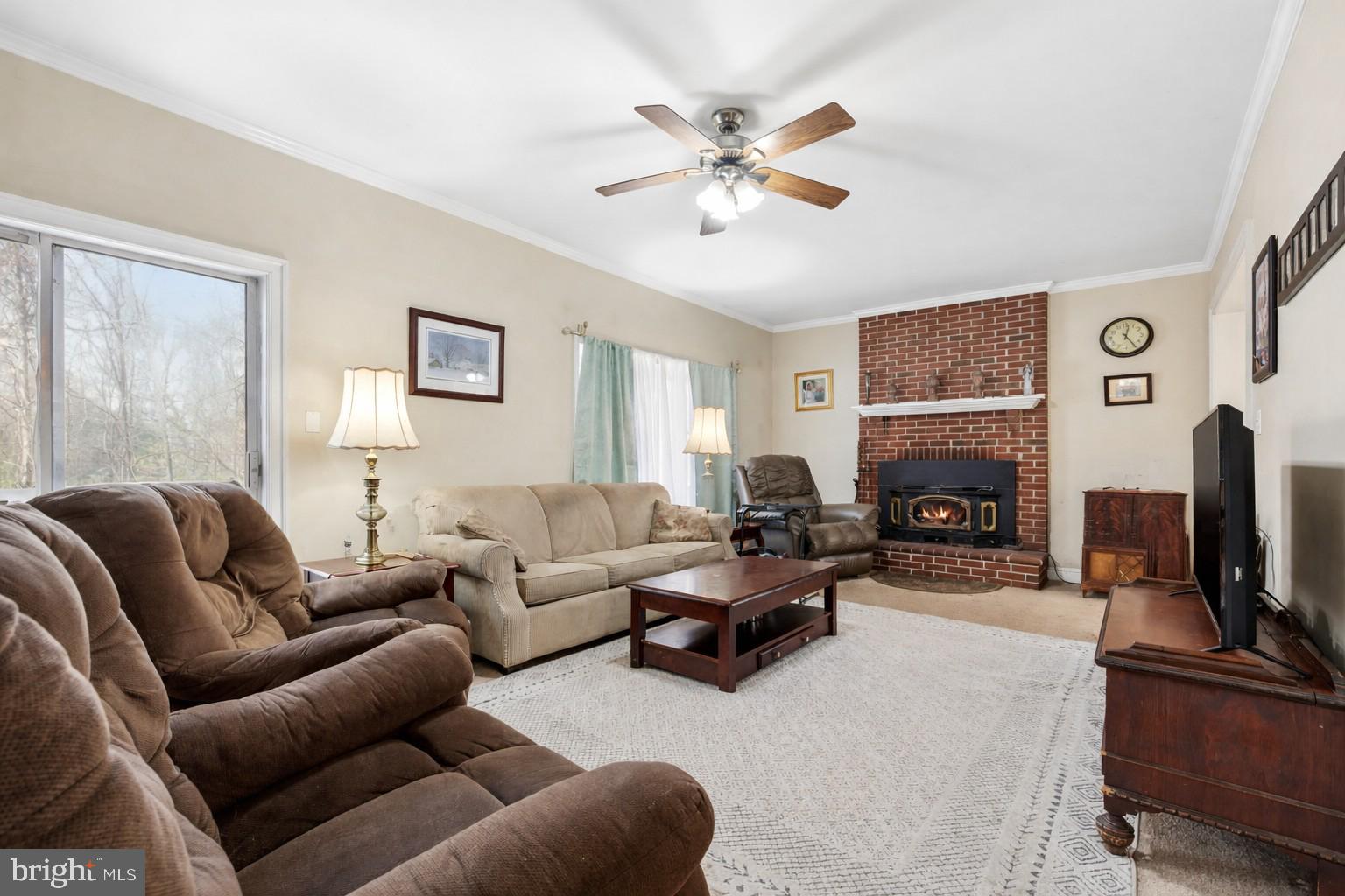 NEAR CLIFTON - Residential