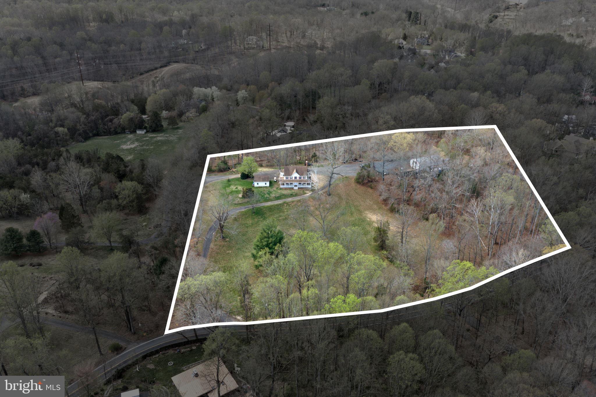 NEAR CLIFTON - Residential