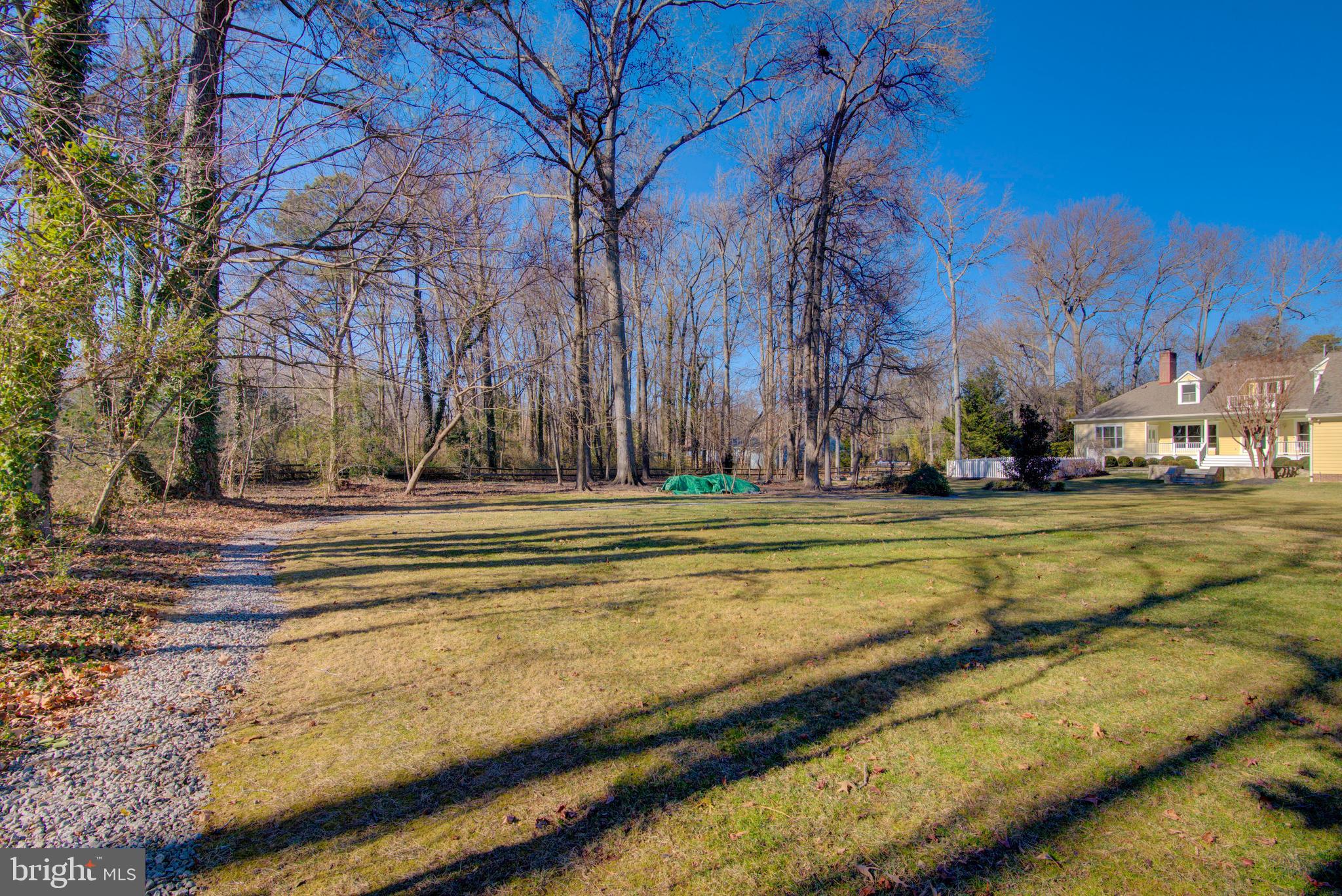 HALLOWING POINT RIVER ESTATES - Residential