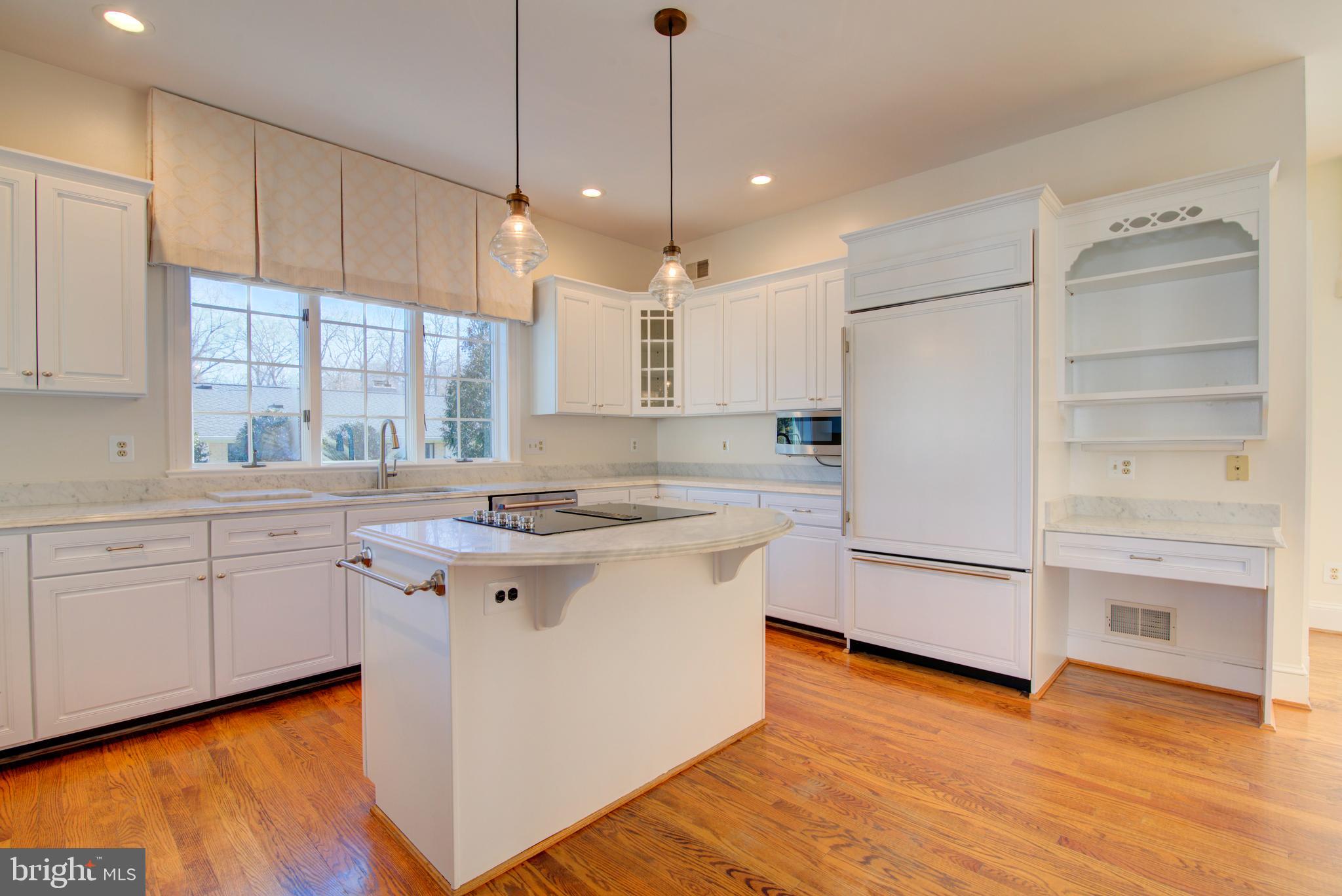 HALLOWING POINT RIVER ESTATES - Residential