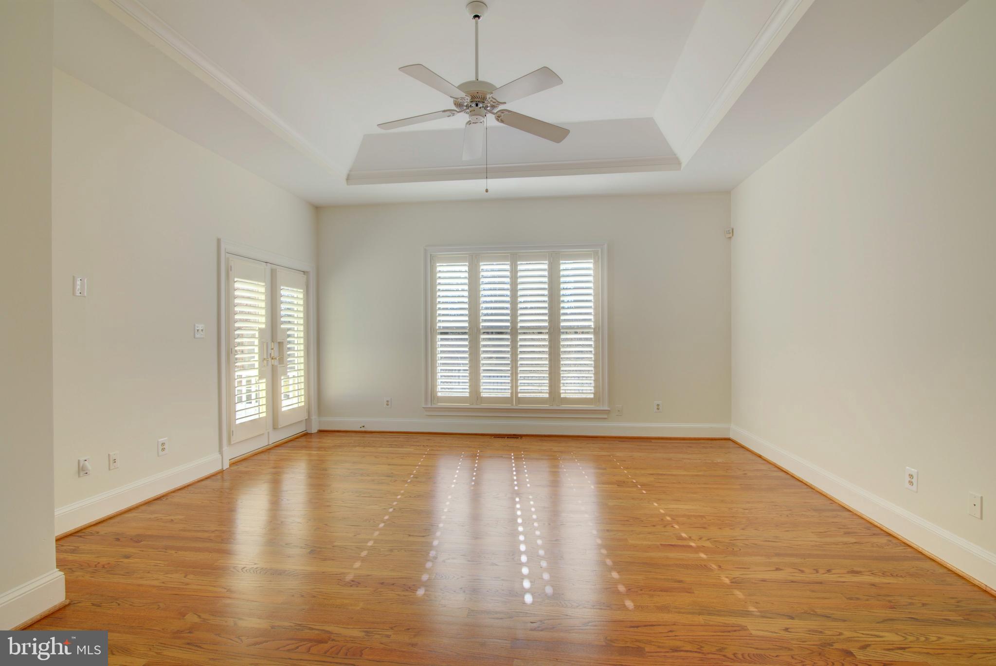 HALLOWING POINT RIVER ESTATES - Residential