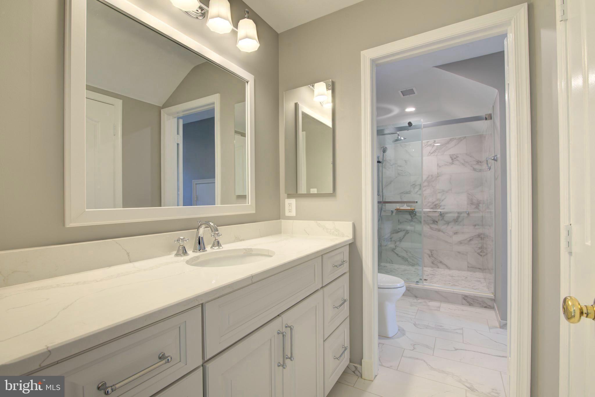 HALLOWING POINT RIVER ESTATES - Residential