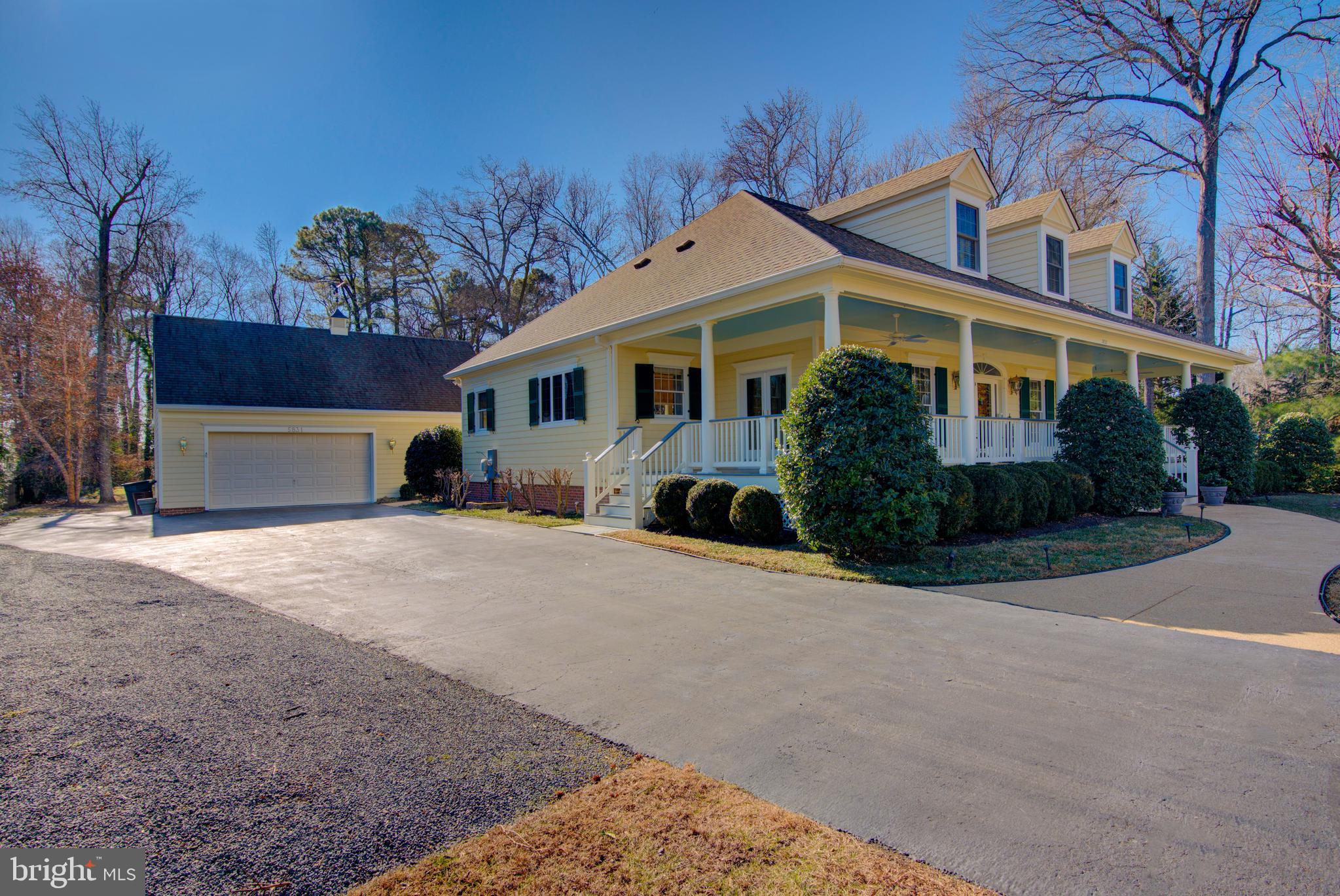 HALLOWING POINT RIVER ESTATES - Residential