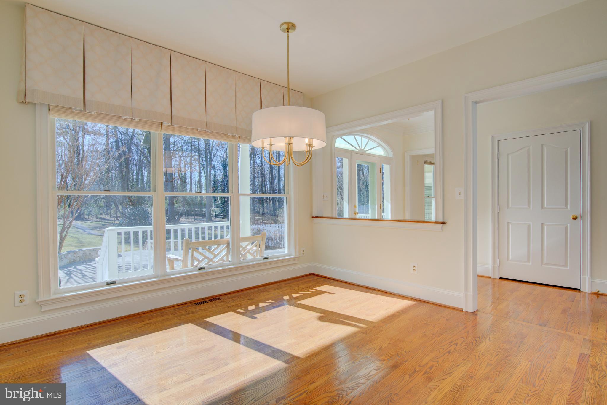 HALLOWING POINT RIVER ESTATES - Residential