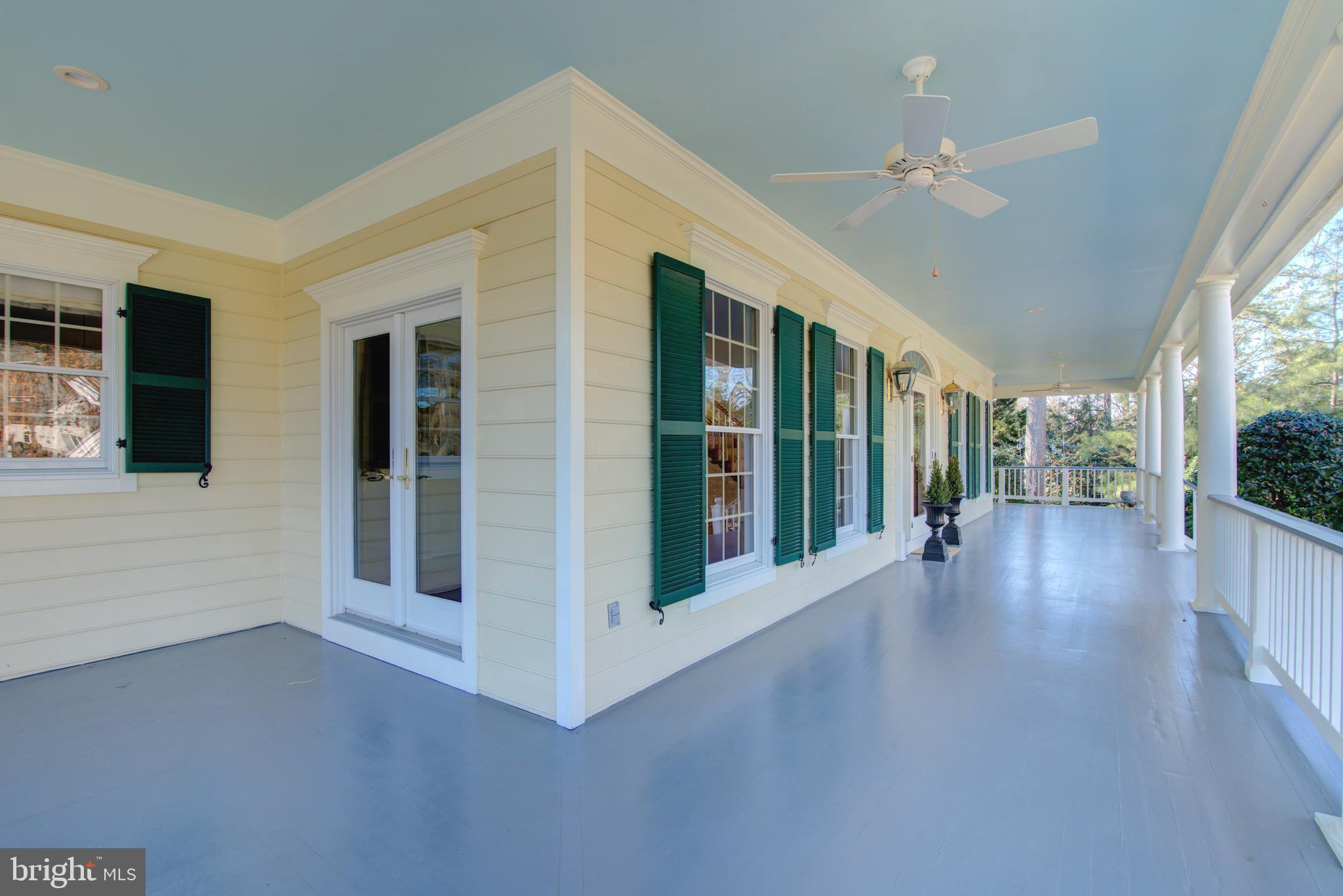 HALLOWING POINT RIVER ESTATES - Residential