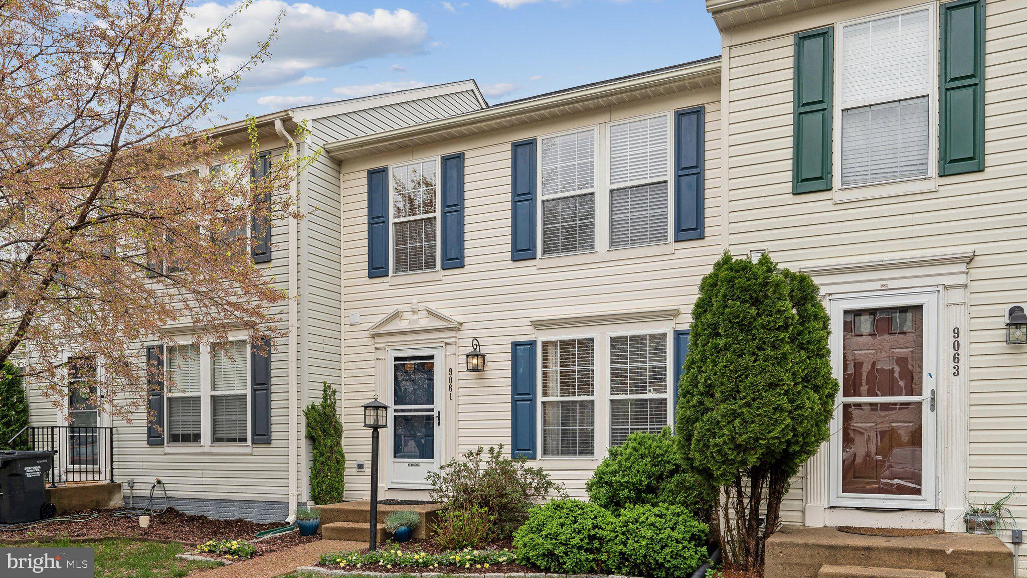 FOXBOROUGH - Residential