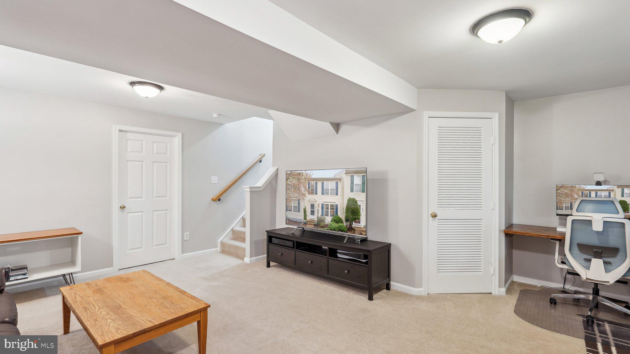 FOXBOROUGH - Residential