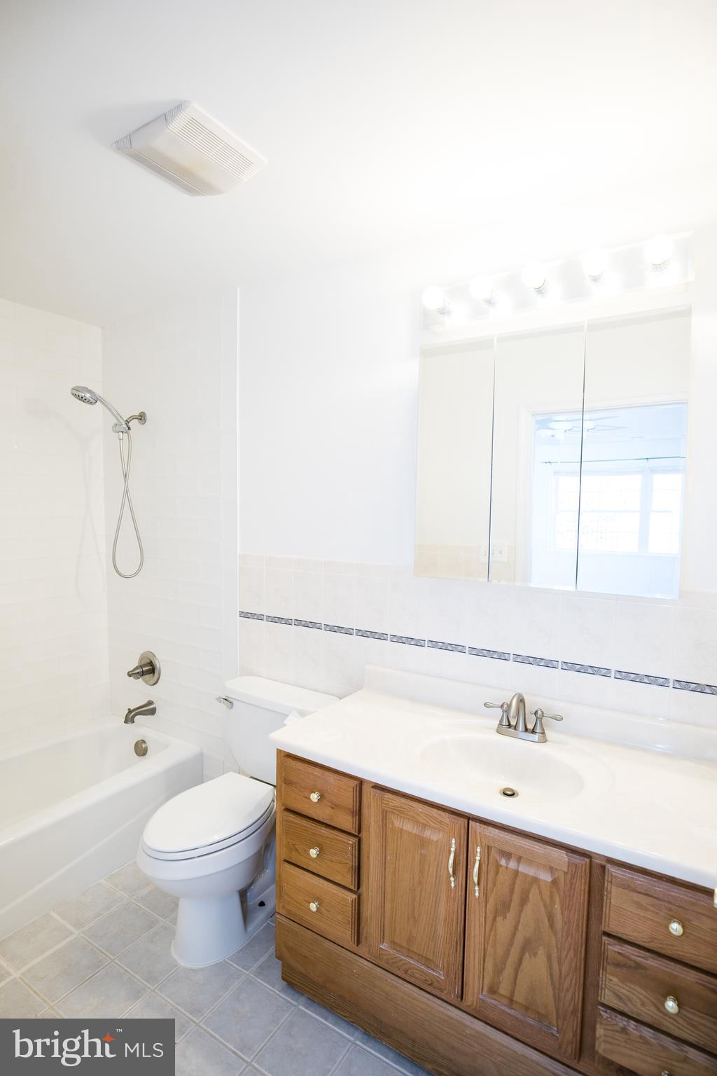 WEST RIVERDALE - Residential