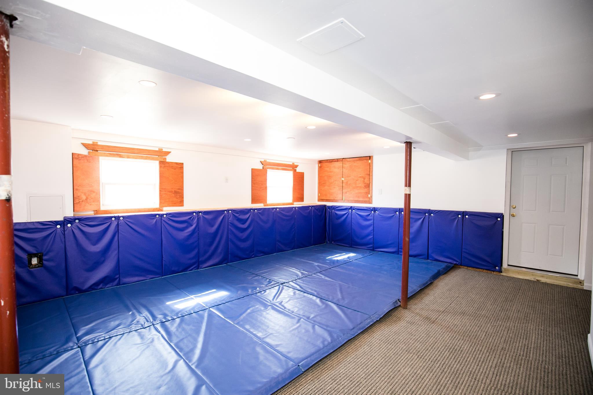 WEST RIVERDALE - Residential