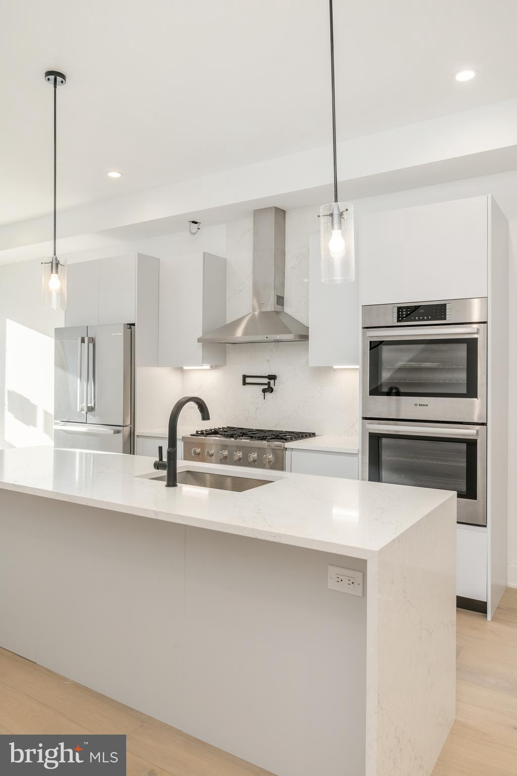 GRADUATE HOSPITAL - Residential