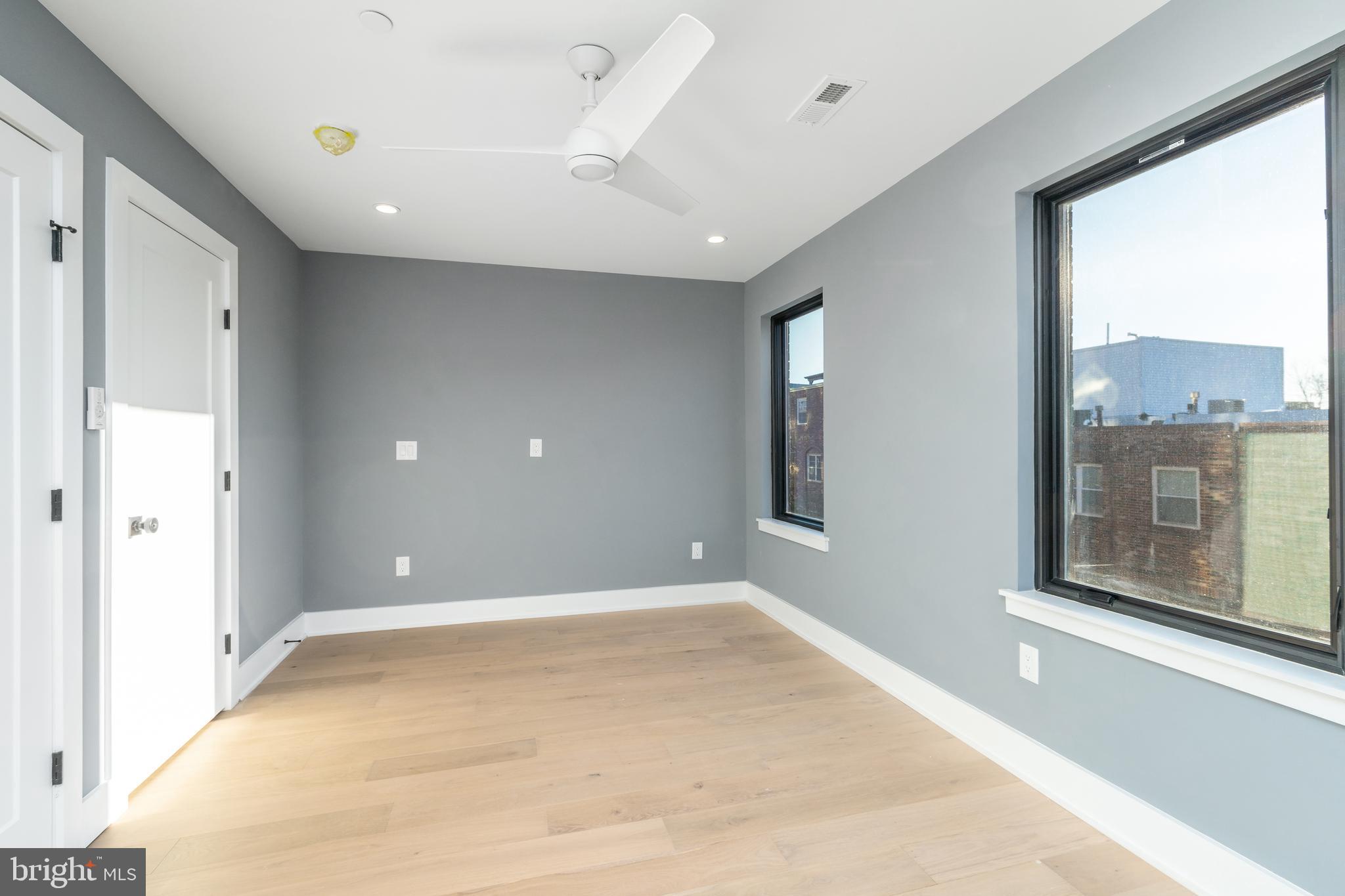 GRADUATE HOSPITAL - Residential