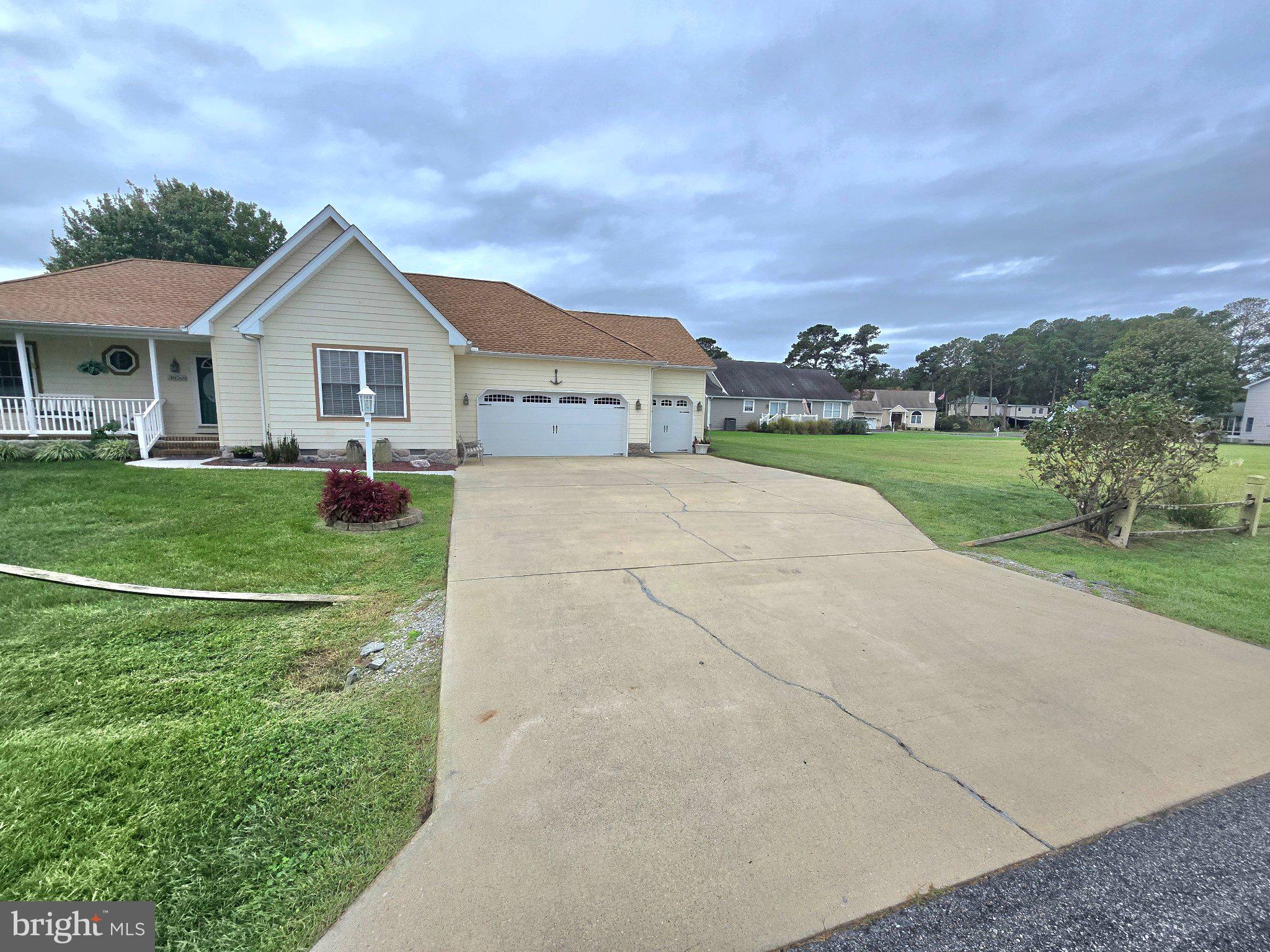 38269 WATERWAY DRIVE