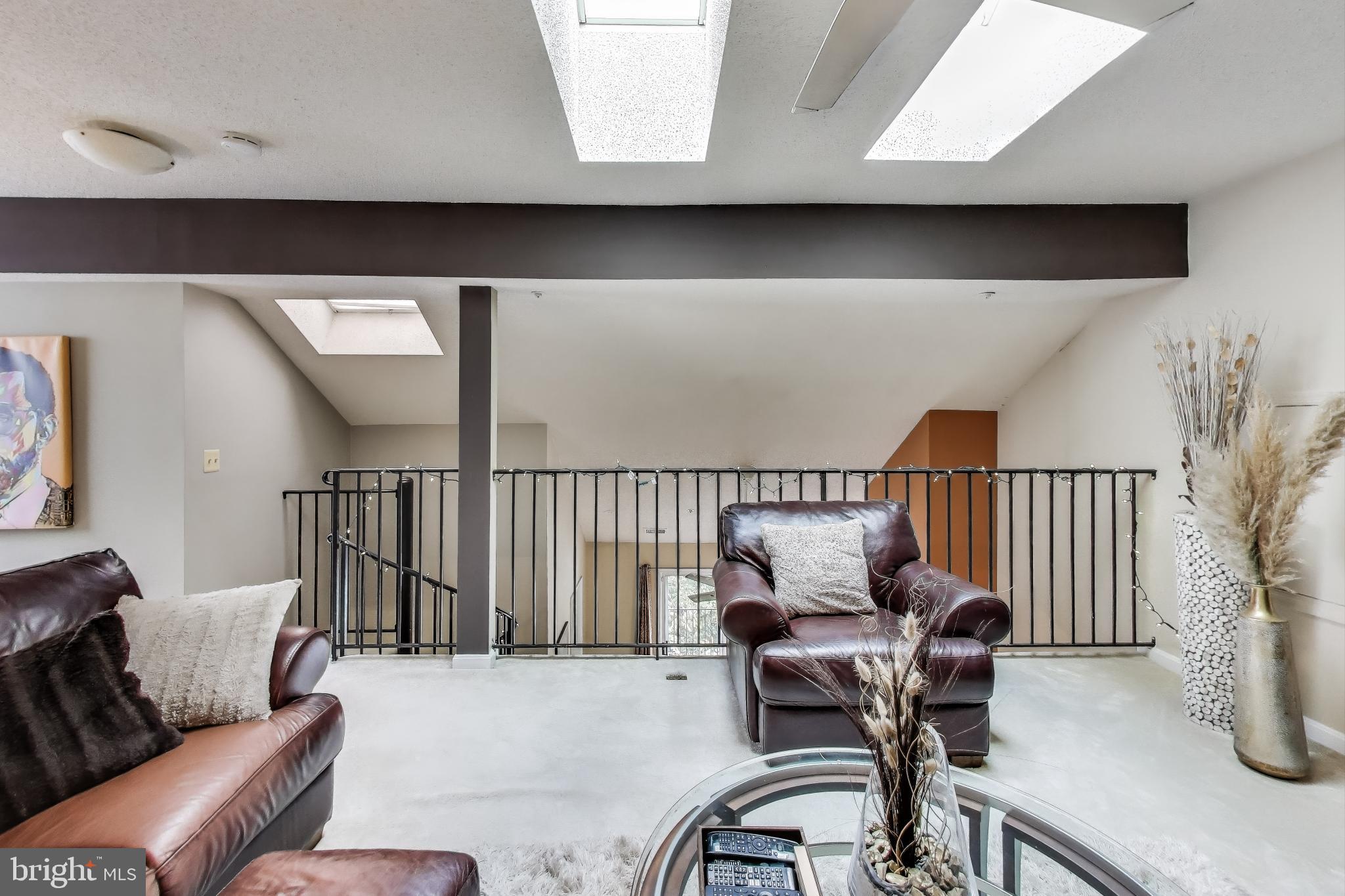 DECOVERLY - Residential Lease