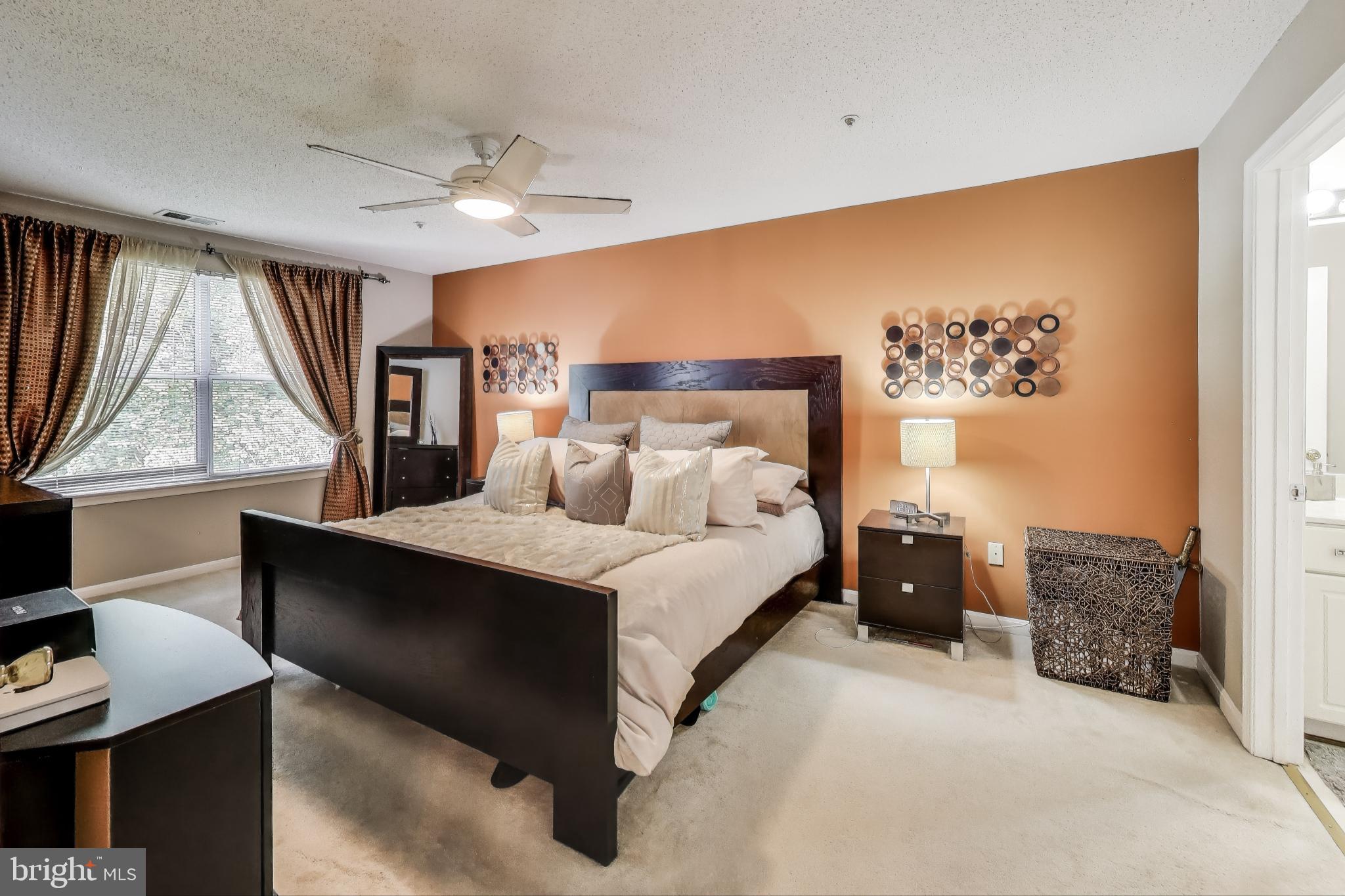 DECOVERLY - Residential Lease