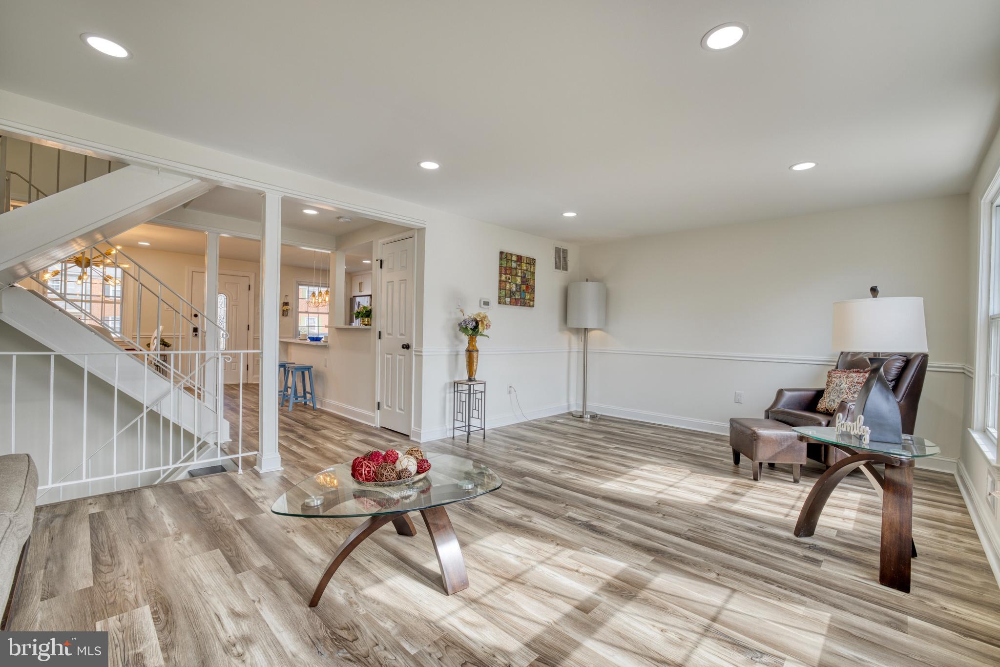 PINEWOOD HILL - Residential