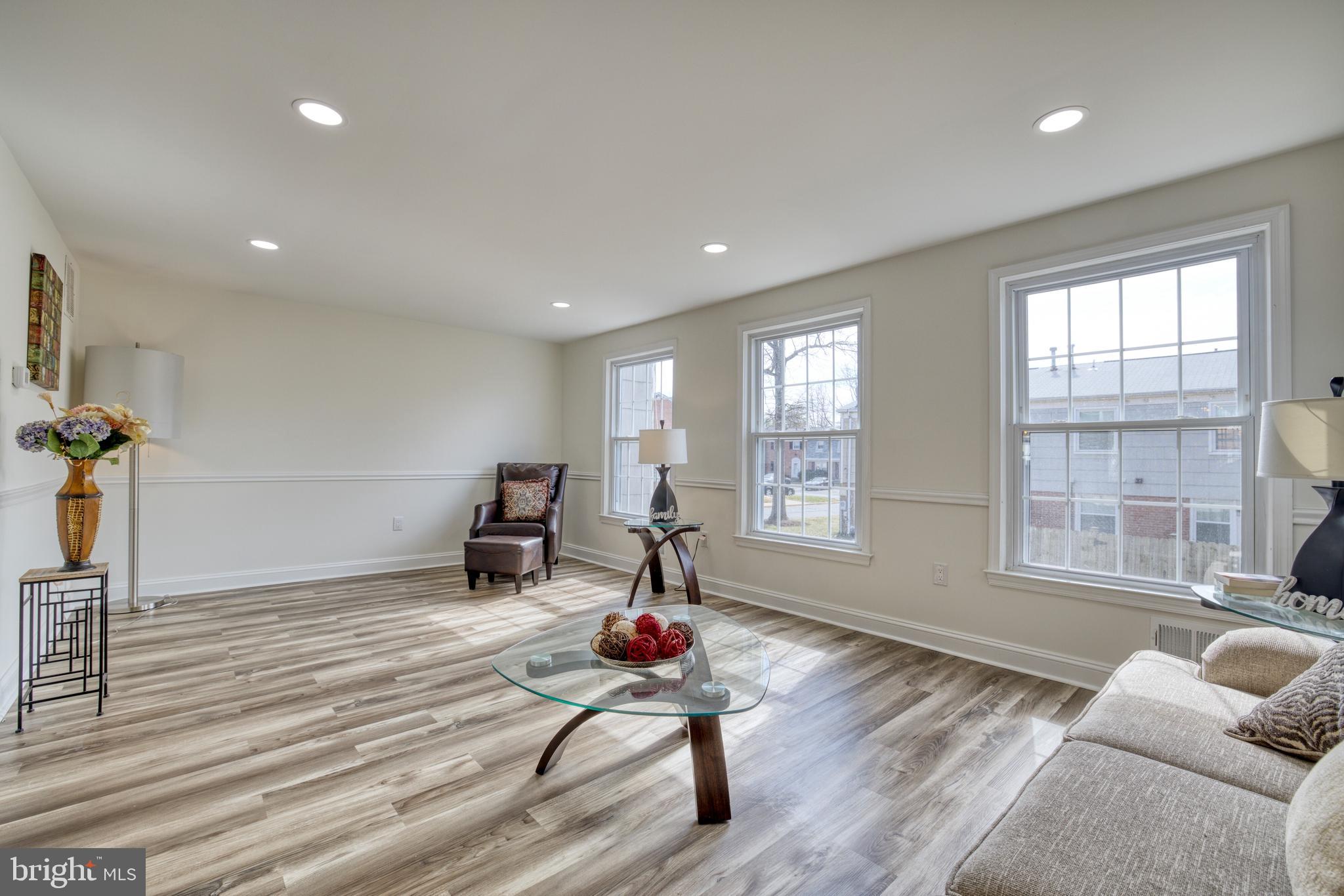 PINEWOOD HILL - Residential