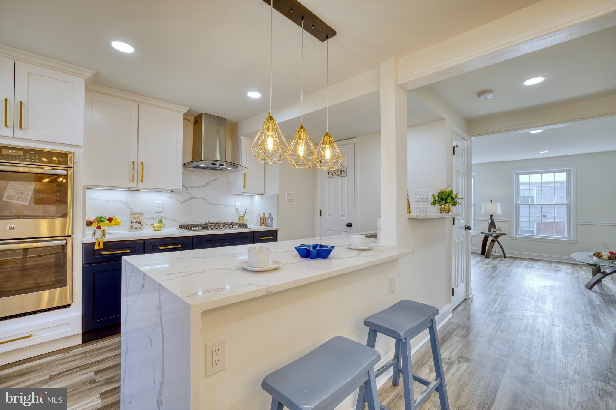 PINEWOOD HILL - Residential