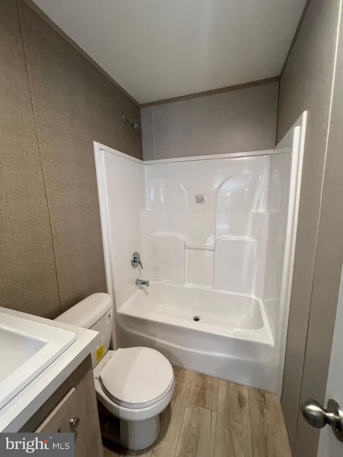 TIMBERVIEW FARMS - Residential Lease