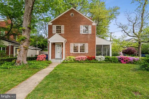 Photo of 4505 Cheltenham Drive, Bethesda, MD 20814 (MLS # MDMC2129564)