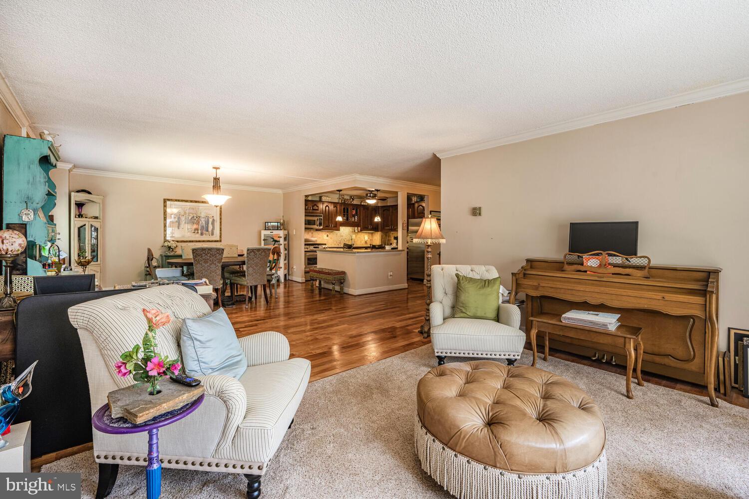 THE FORUM - Residential