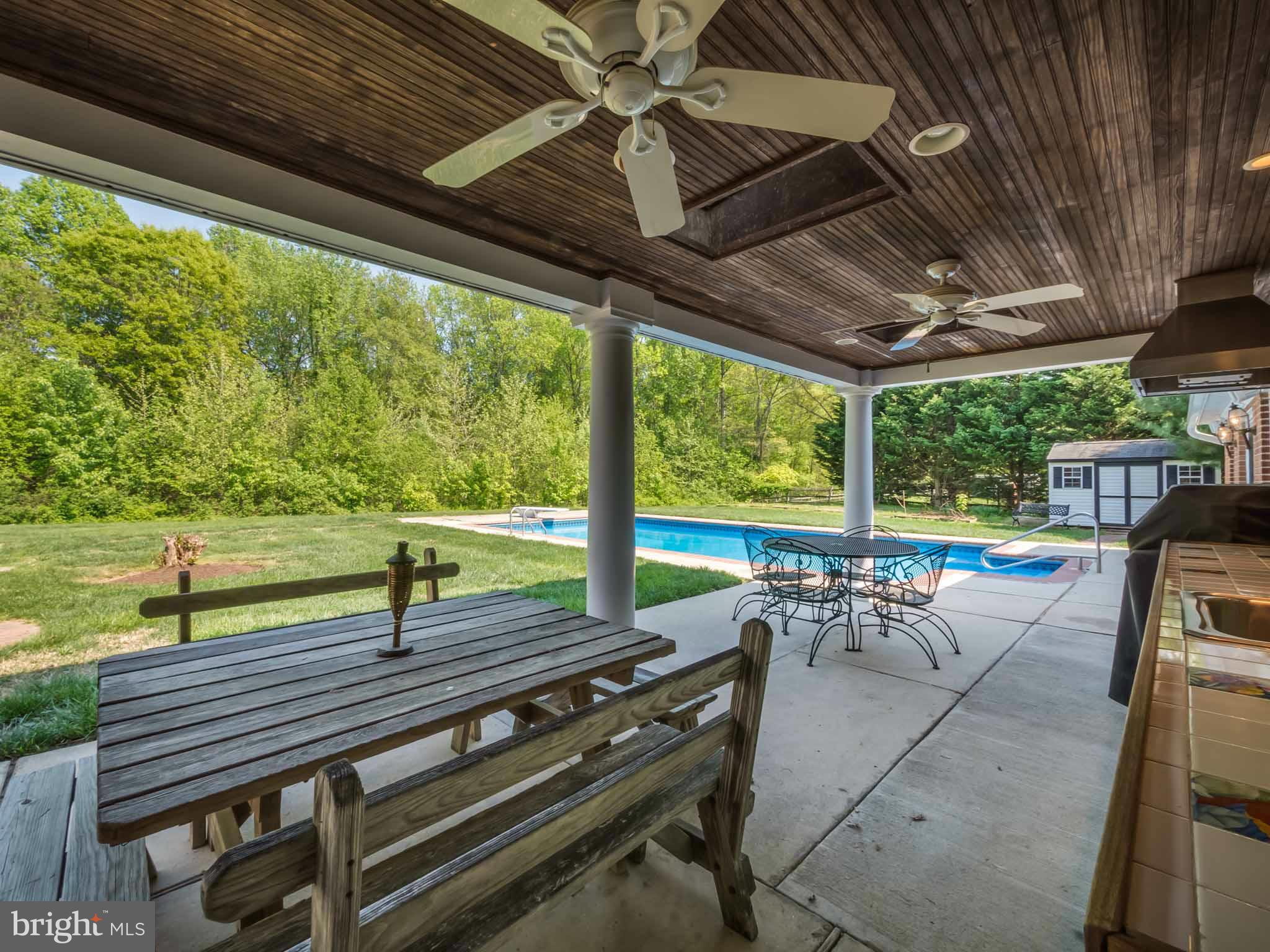 HUTCHINS CHOICE - Residential