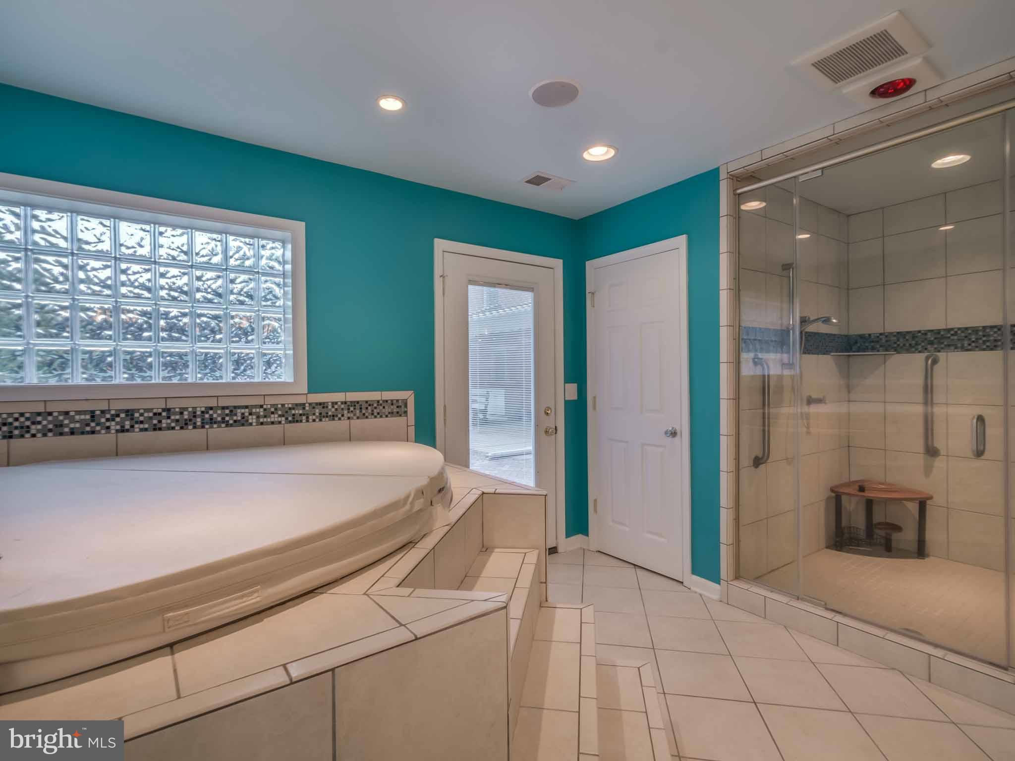 HUTCHINS CHOICE - Residential