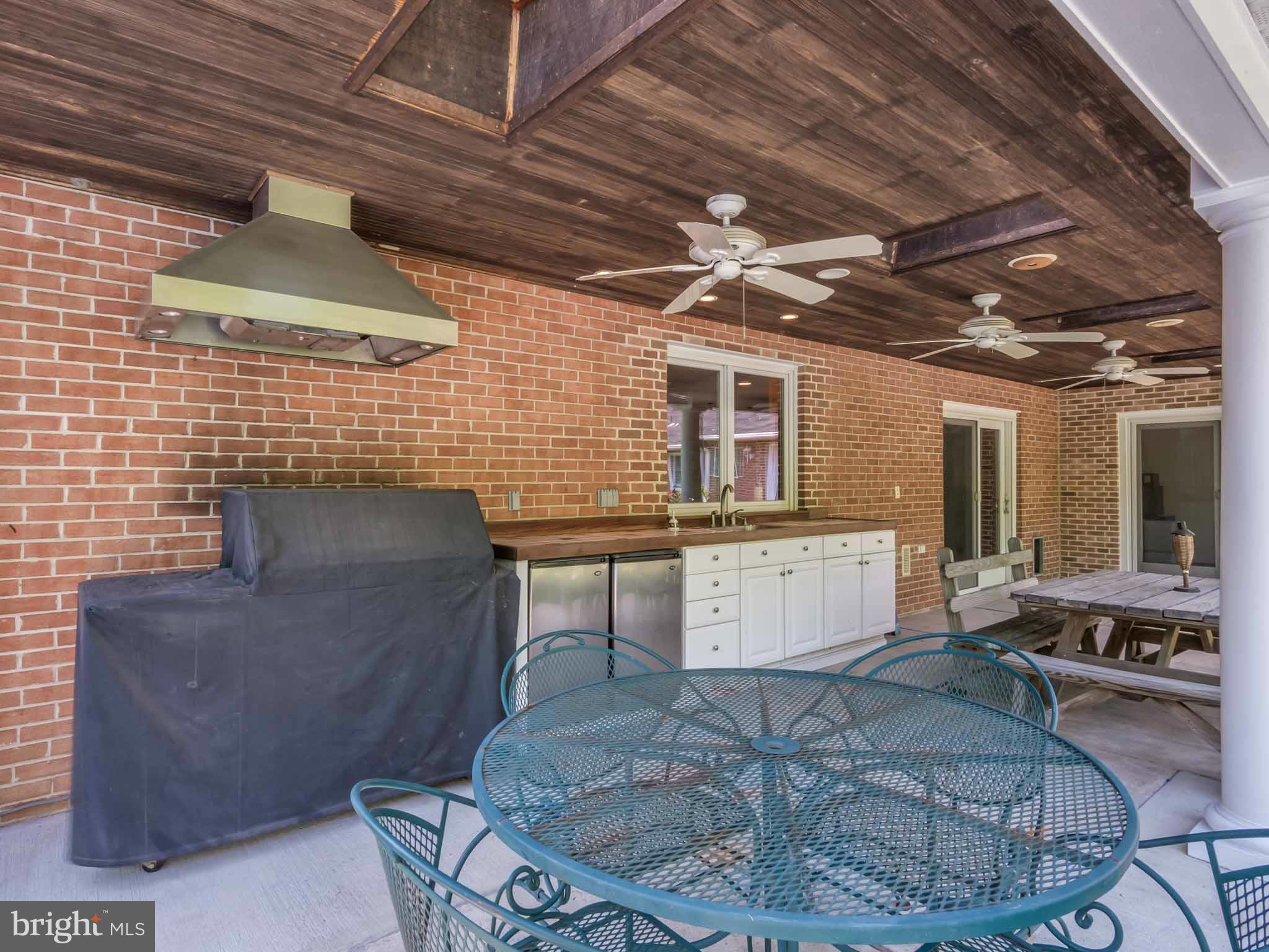 HUTCHINS CHOICE - Residential