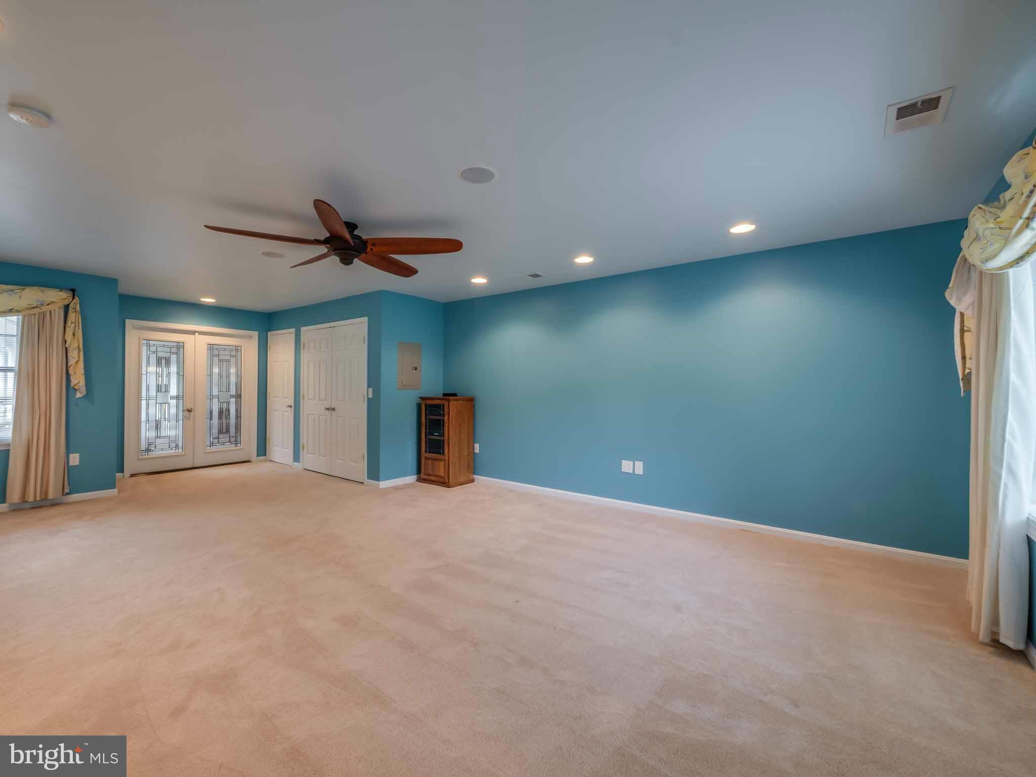 HUTCHINS CHOICE - Residential