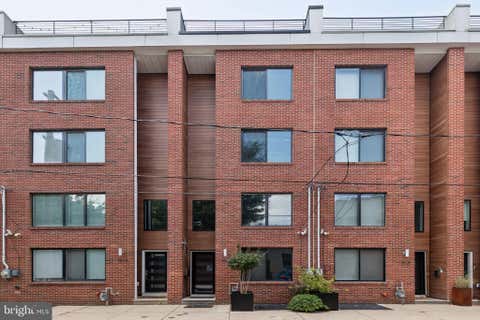 Townhouse For Rent - 1506 N Philip Street<br/> PHILADELPHIA, PA 19122