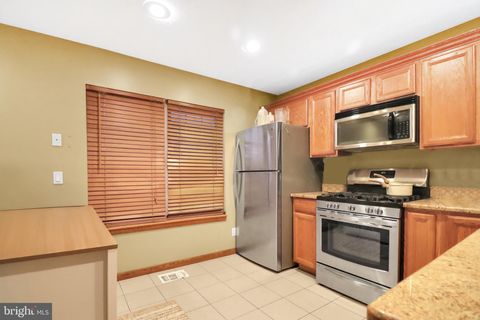 140 LAWRENCE NEW BRUNSWICK NJ 08901