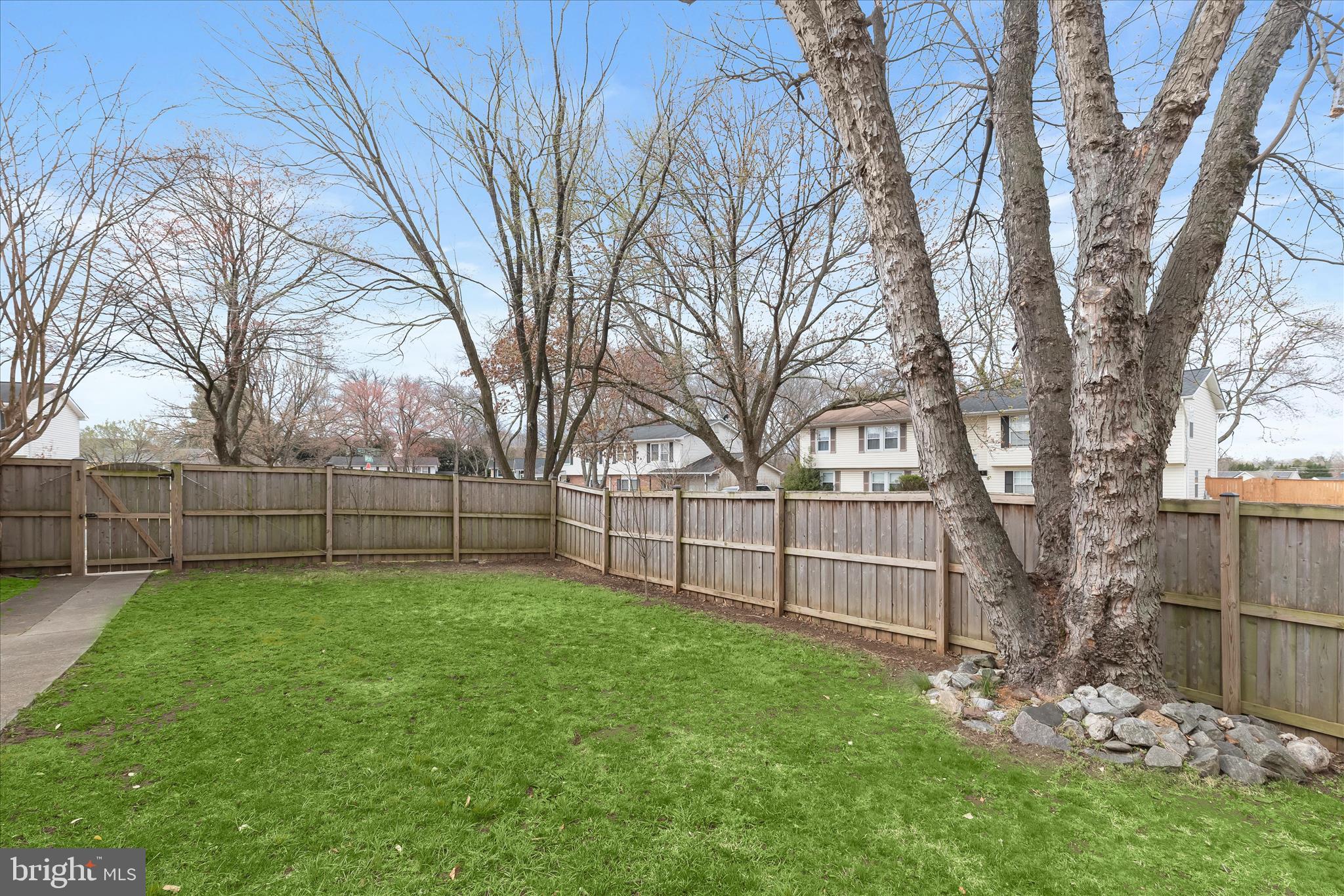 MAPLE RIDGE - Residential