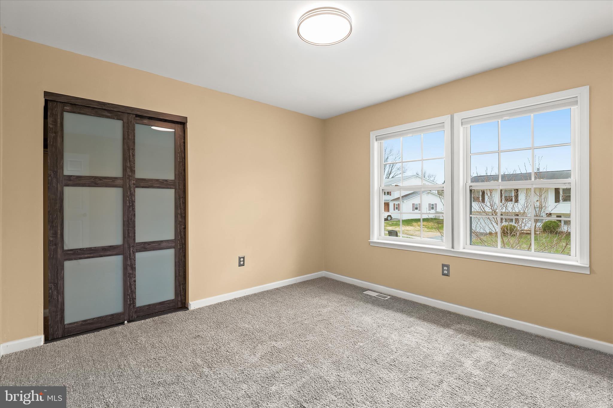 MAPLE RIDGE - Residential