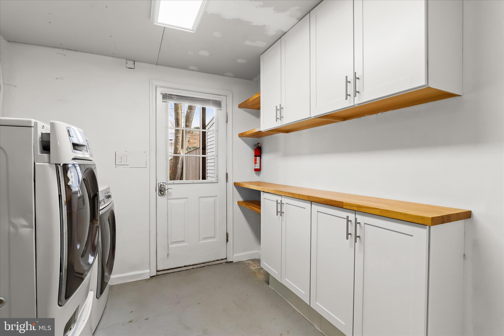 MAPLE RIDGE - Residential