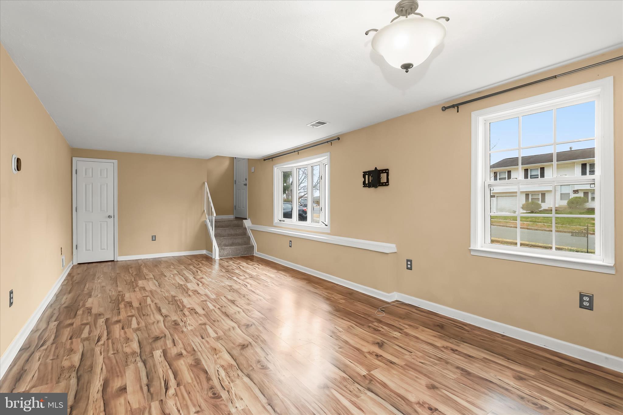 MAPLE RIDGE - Residential