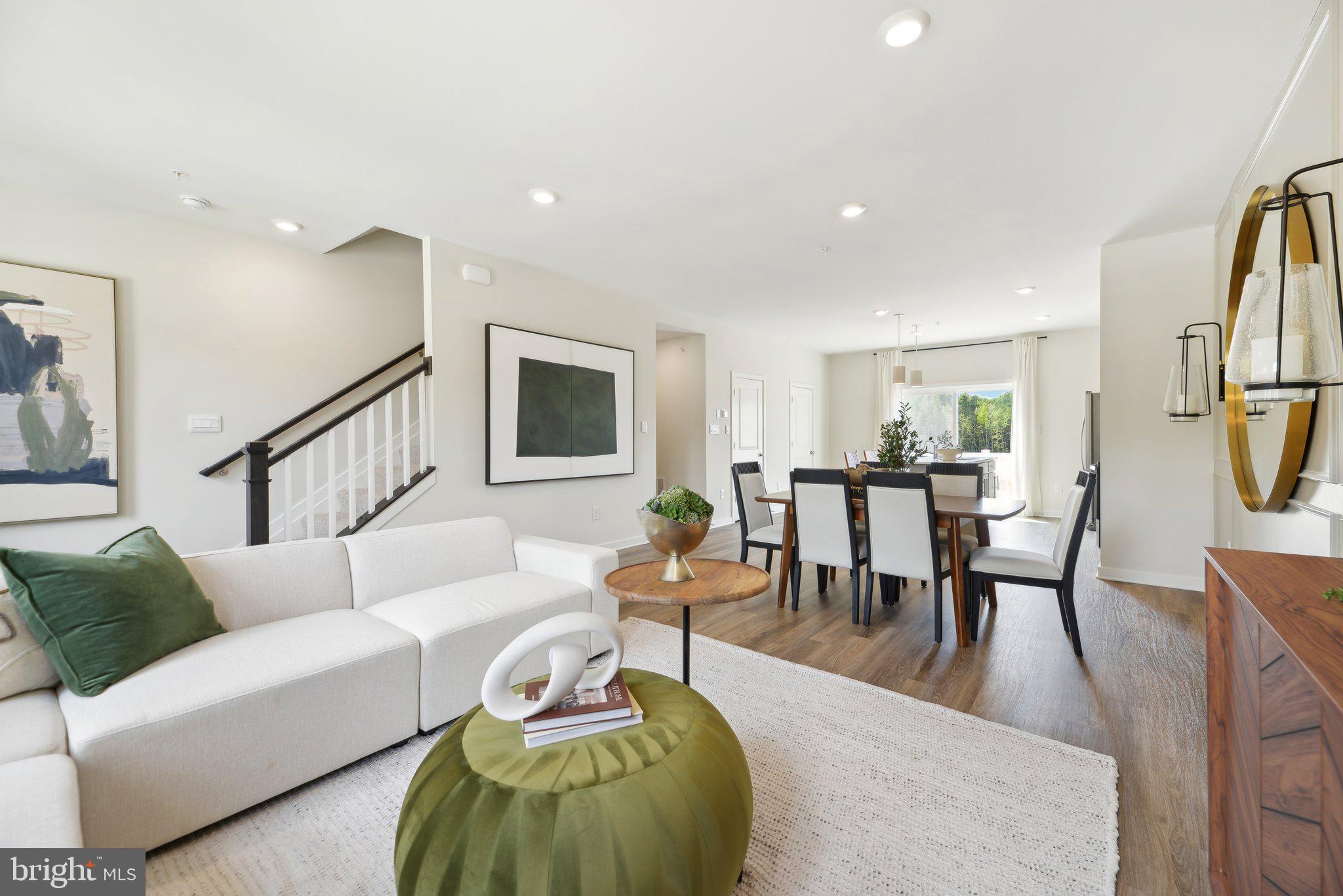 PINEGROVE - Residential