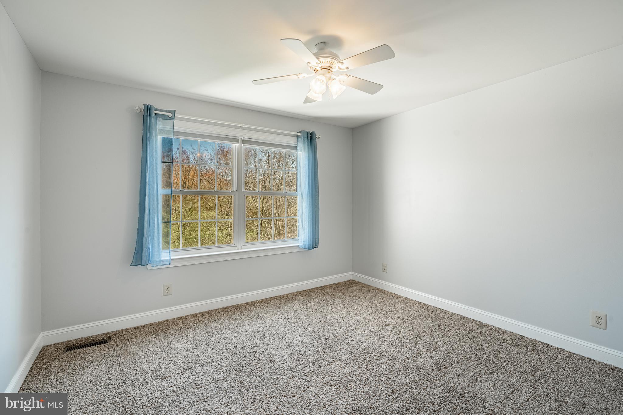 GREEN LANE VILLAGE - Residential