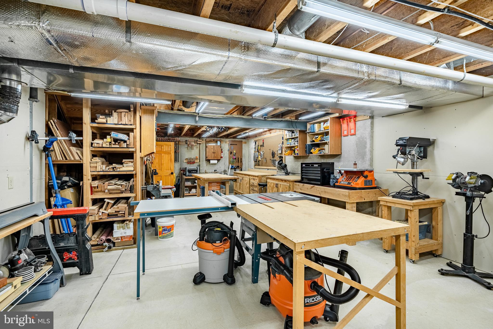 GREEN LANE VILLAGE - Residential