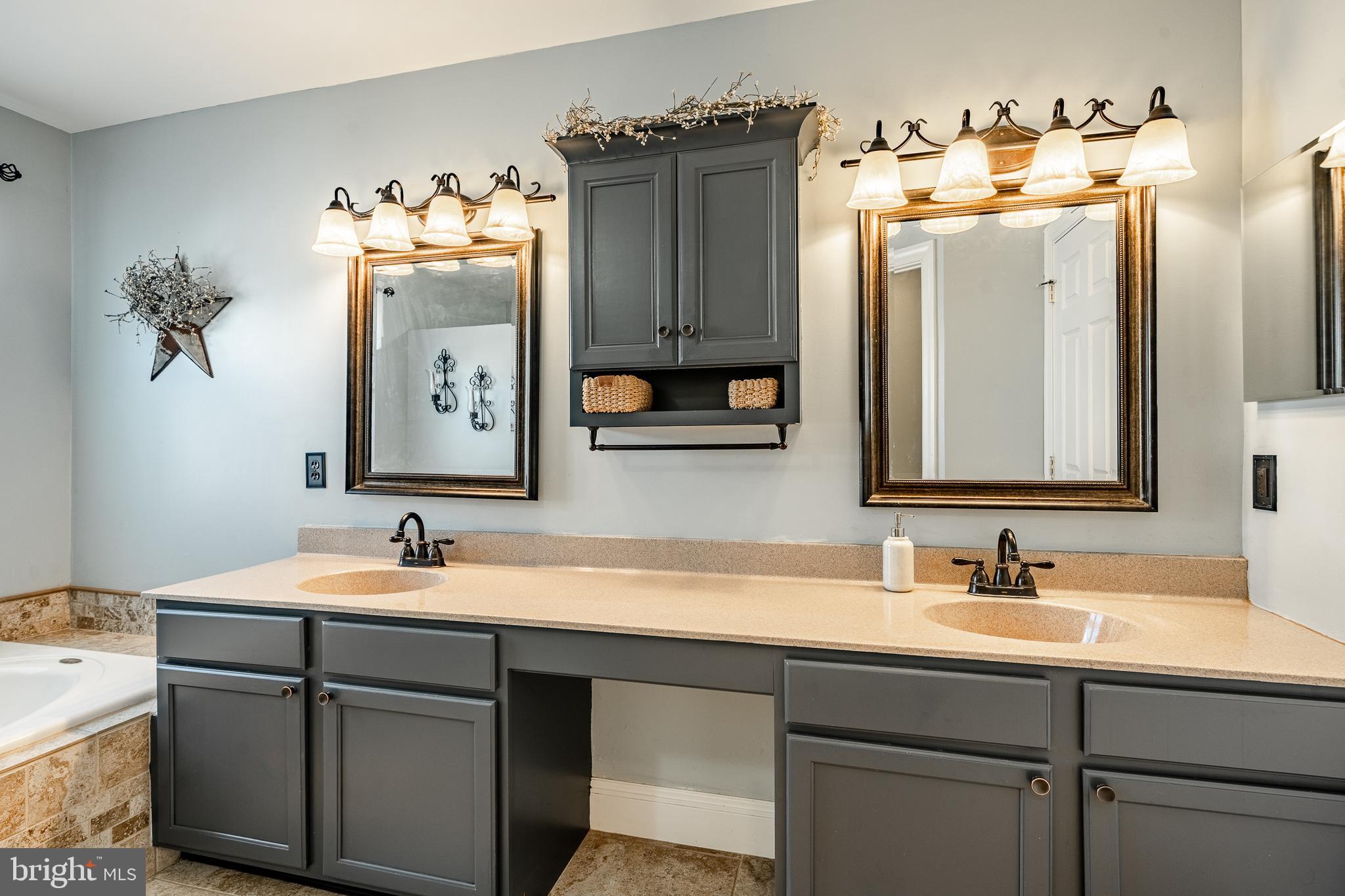 GREEN LANE VILLAGE - Residential