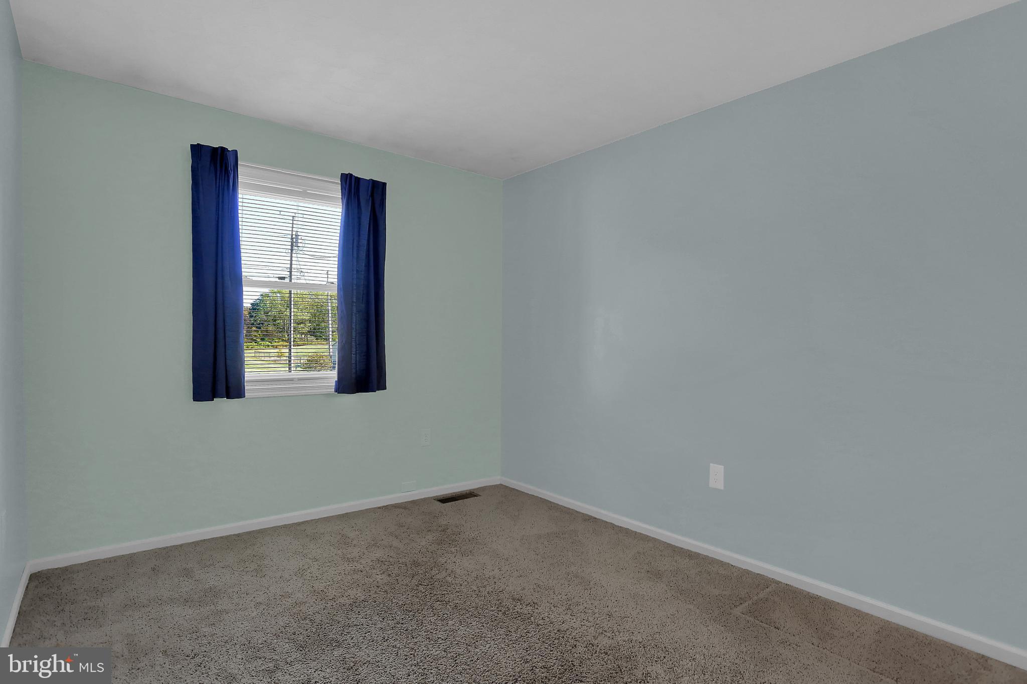 DILLSBURG - Residential