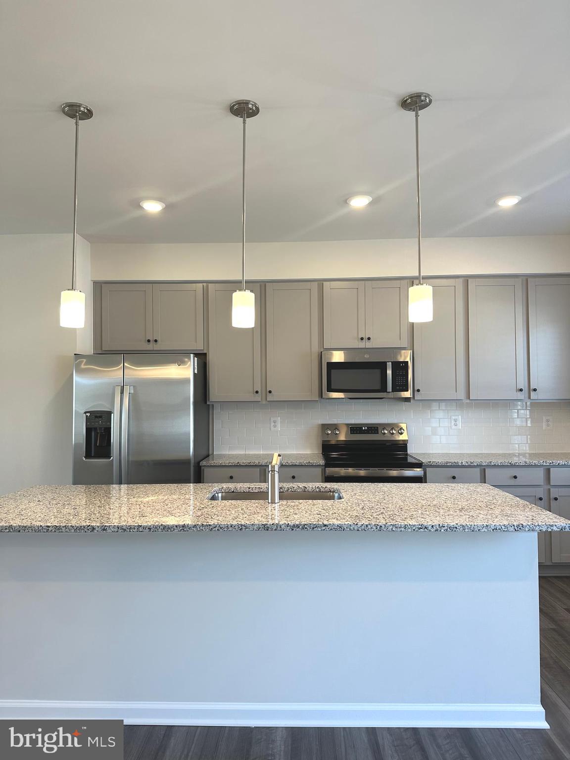 SHENANDOAH SPRINGS - Residential Lease