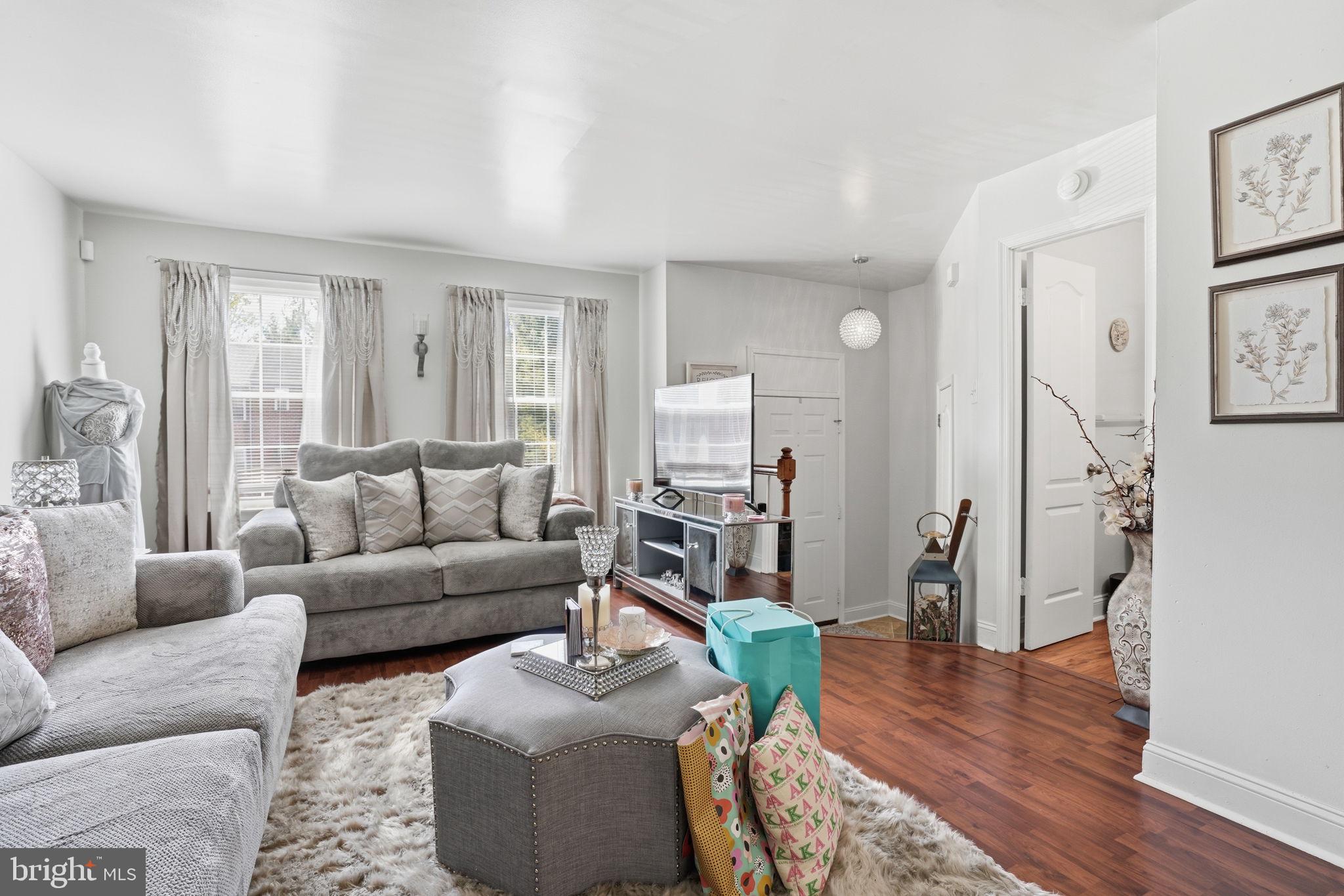 DAYBREAK ESTATES - Residential