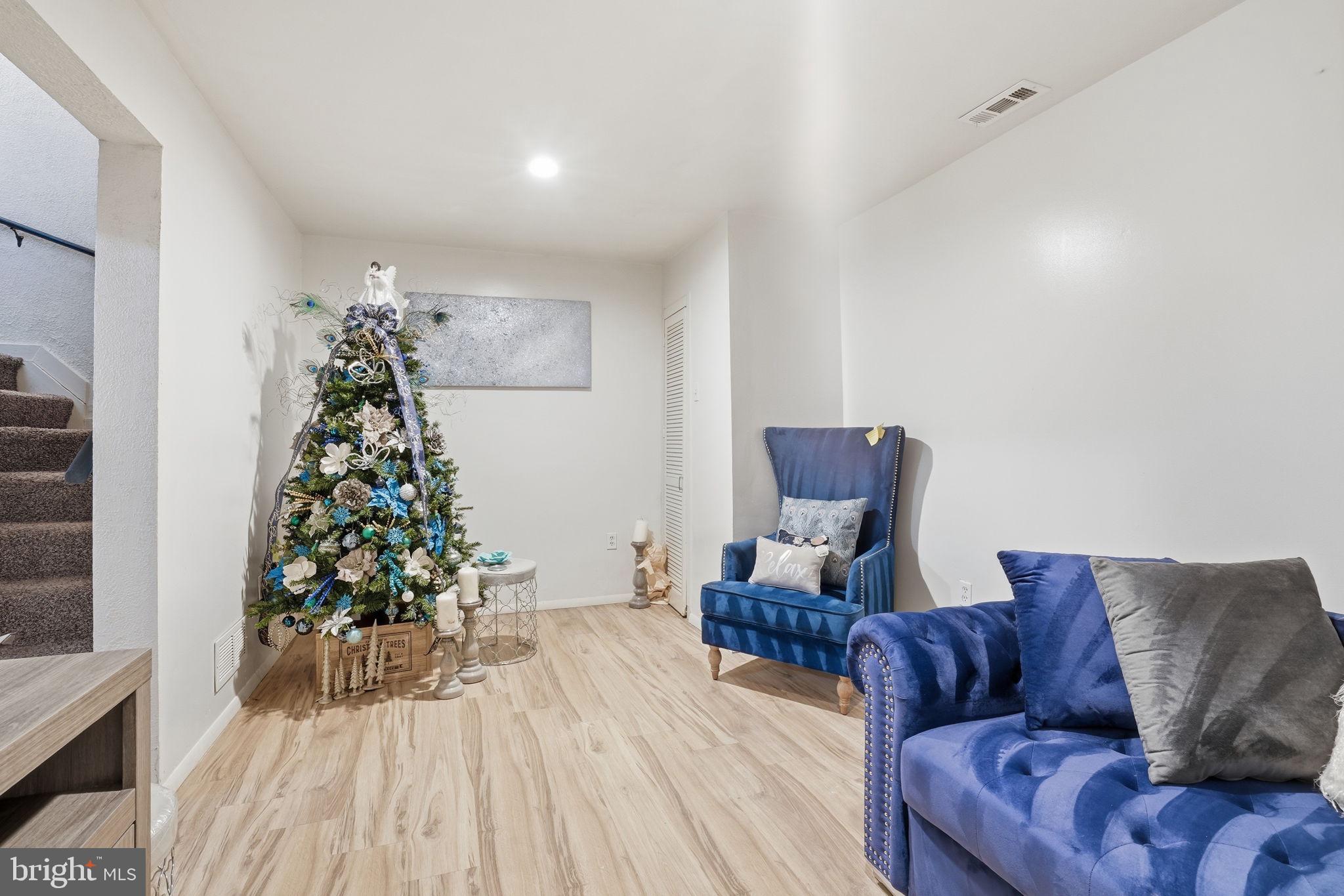 DAYBREAK ESTATES - Residential