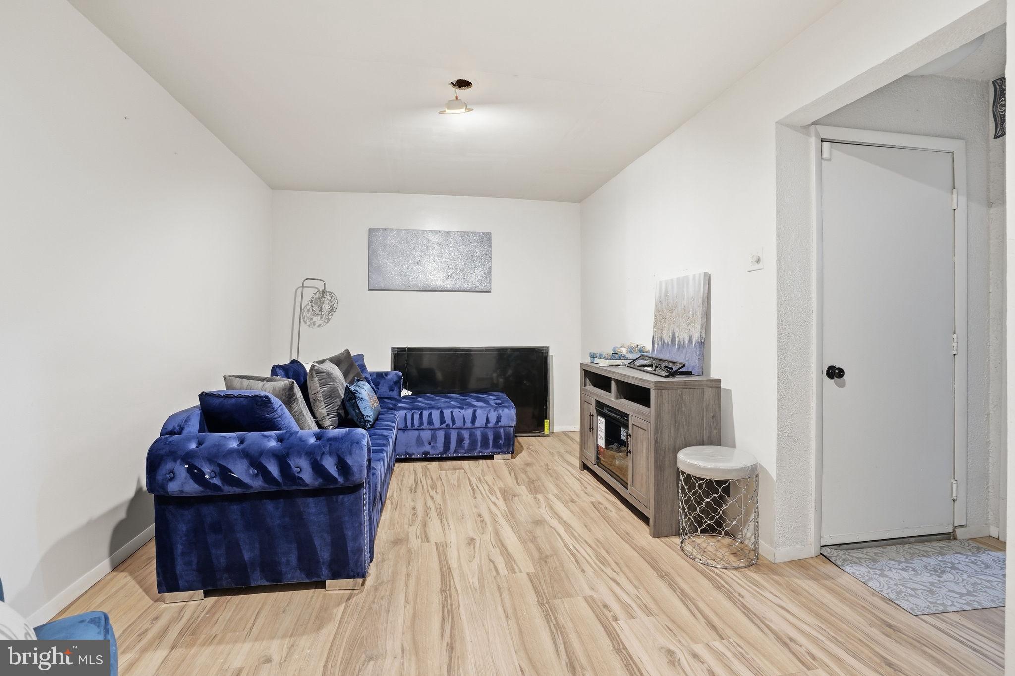 DAYBREAK ESTATES - Residential