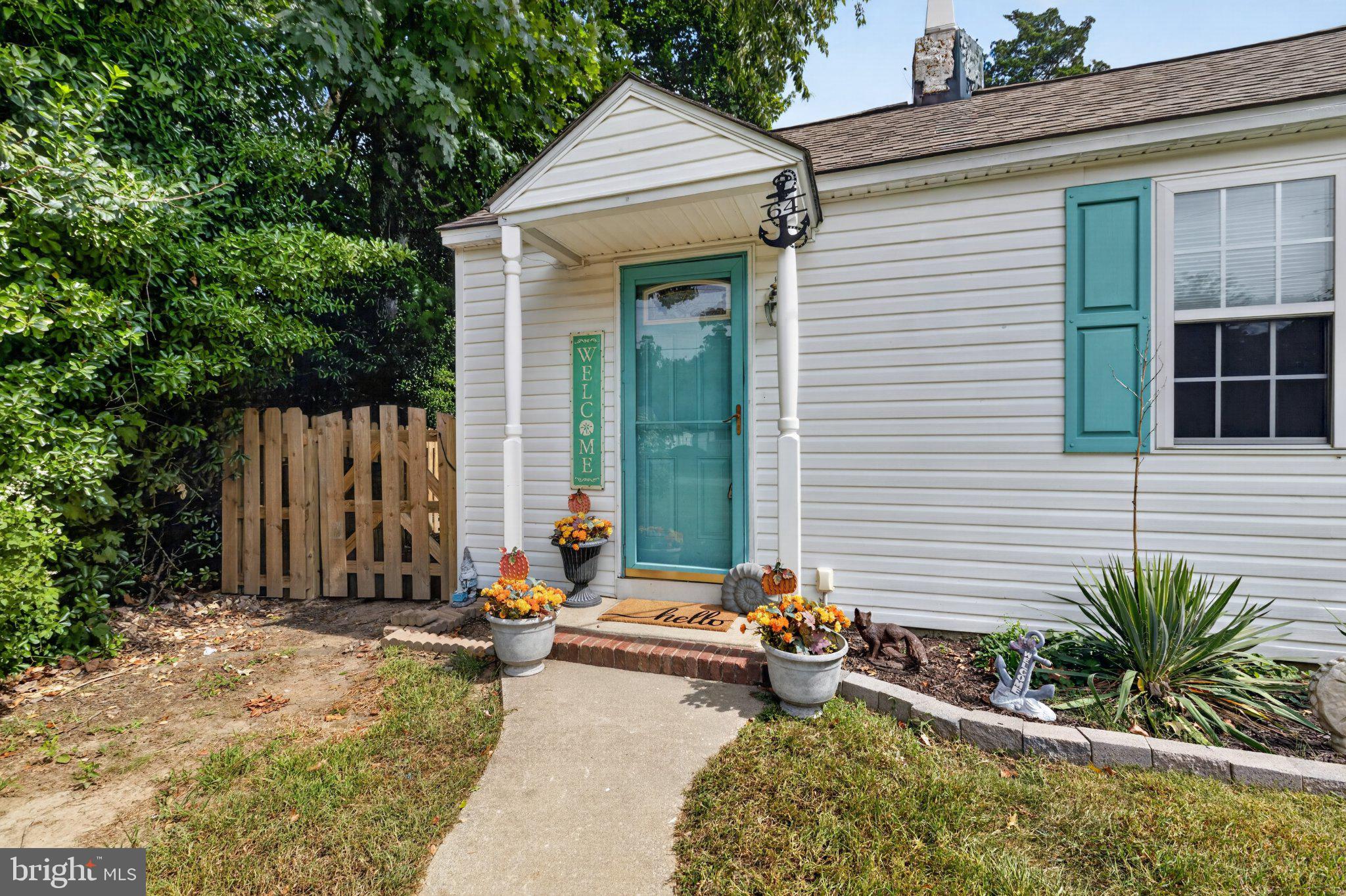 64 FARMDALE ROAD