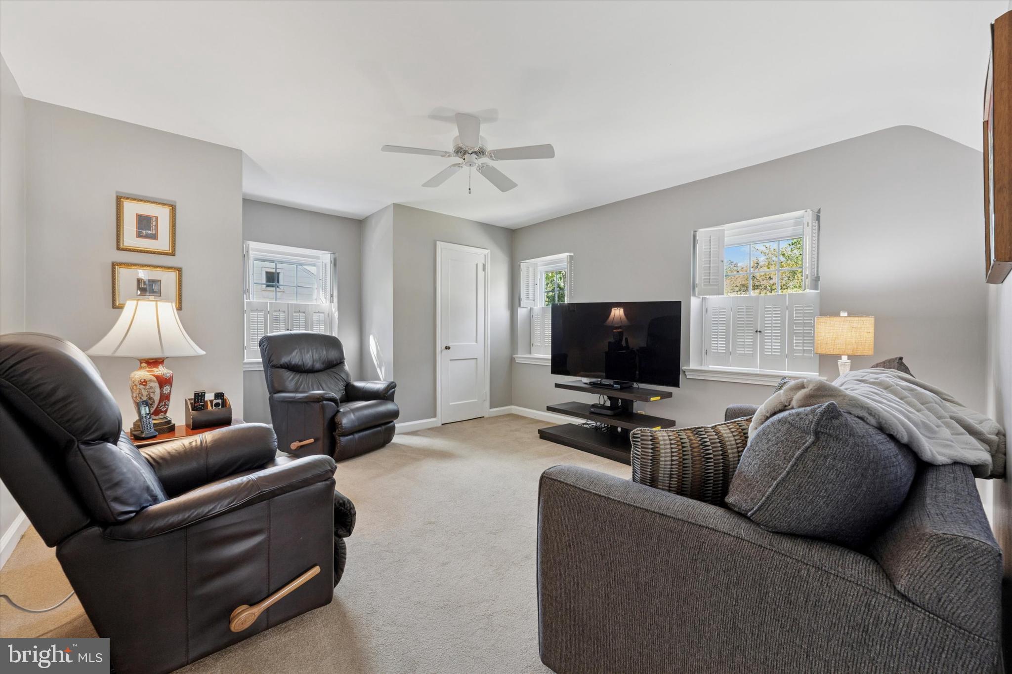 WYNNEWOOD - Residential