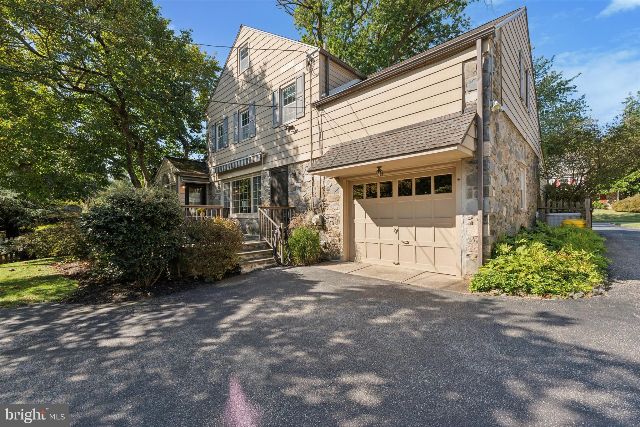 WYNNEWOOD - Residential