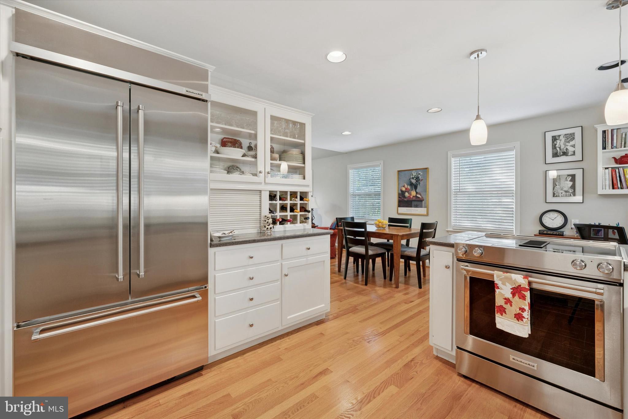 WYNNEWOOD - Residential