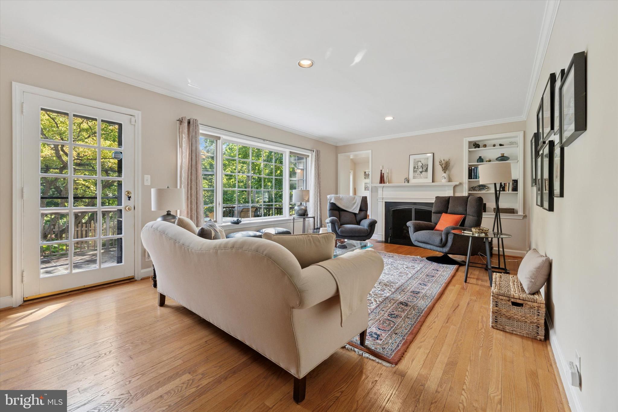 WYNNEWOOD - Residential