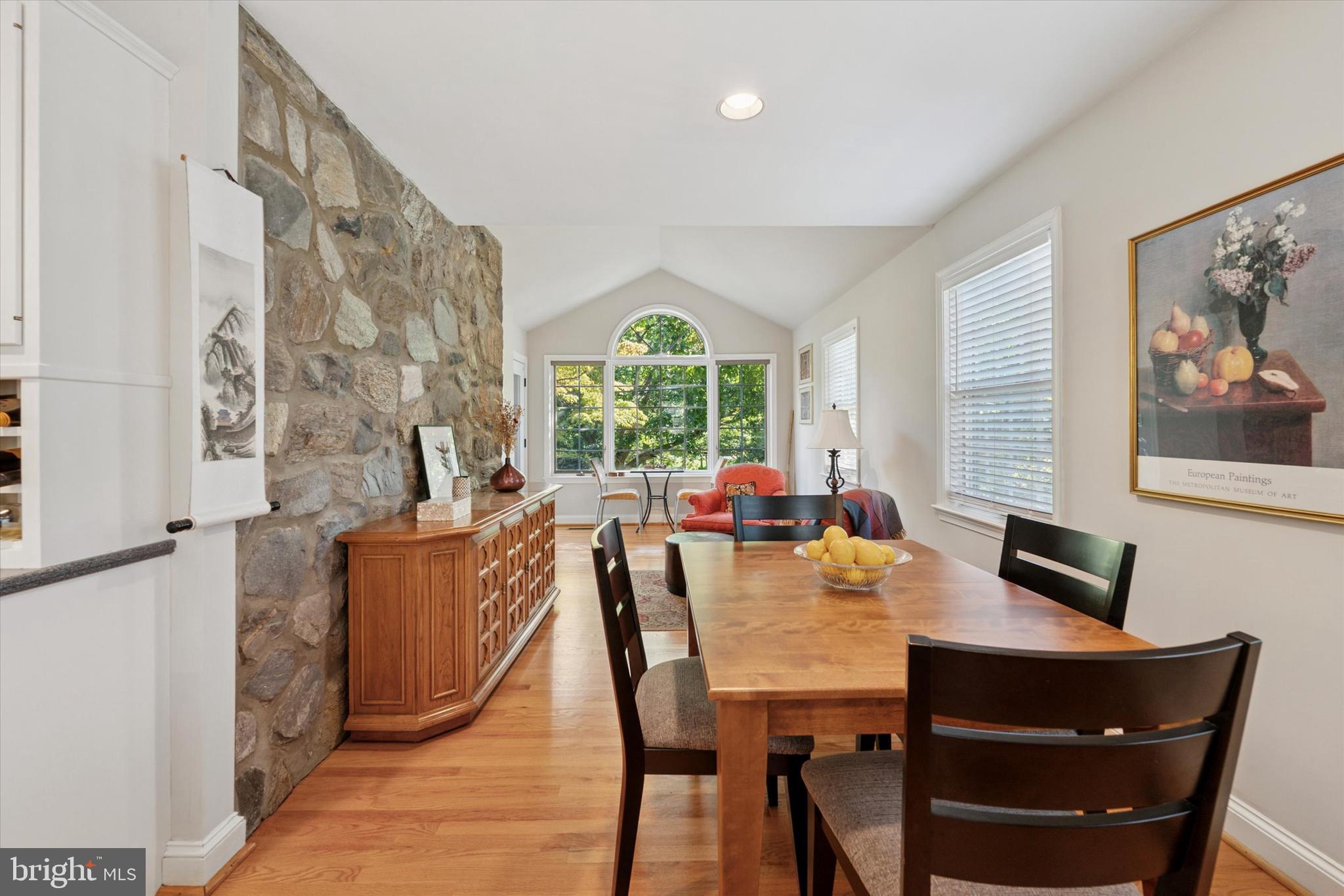 WYNNEWOOD - Residential