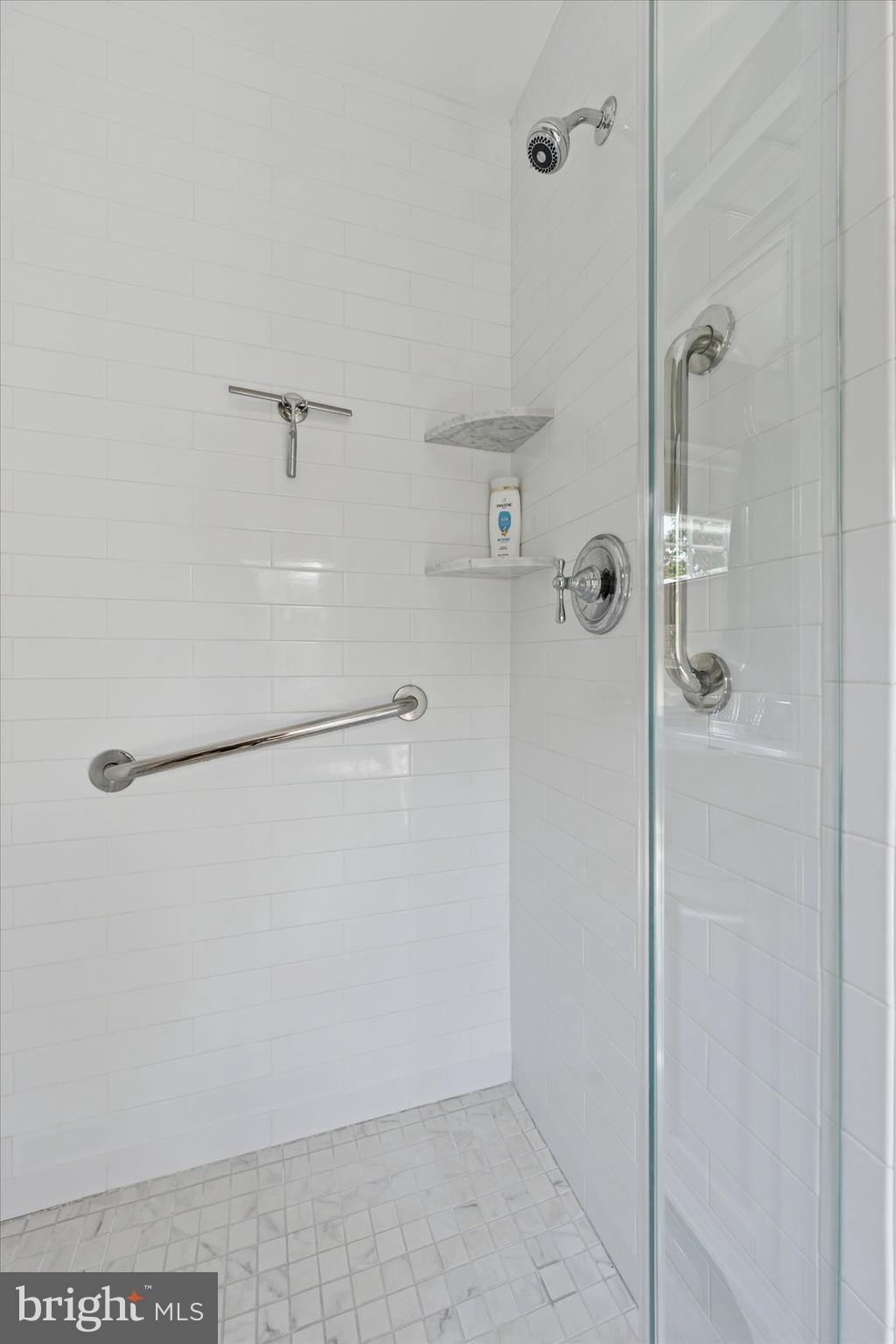 WYNNEWOOD - Residential